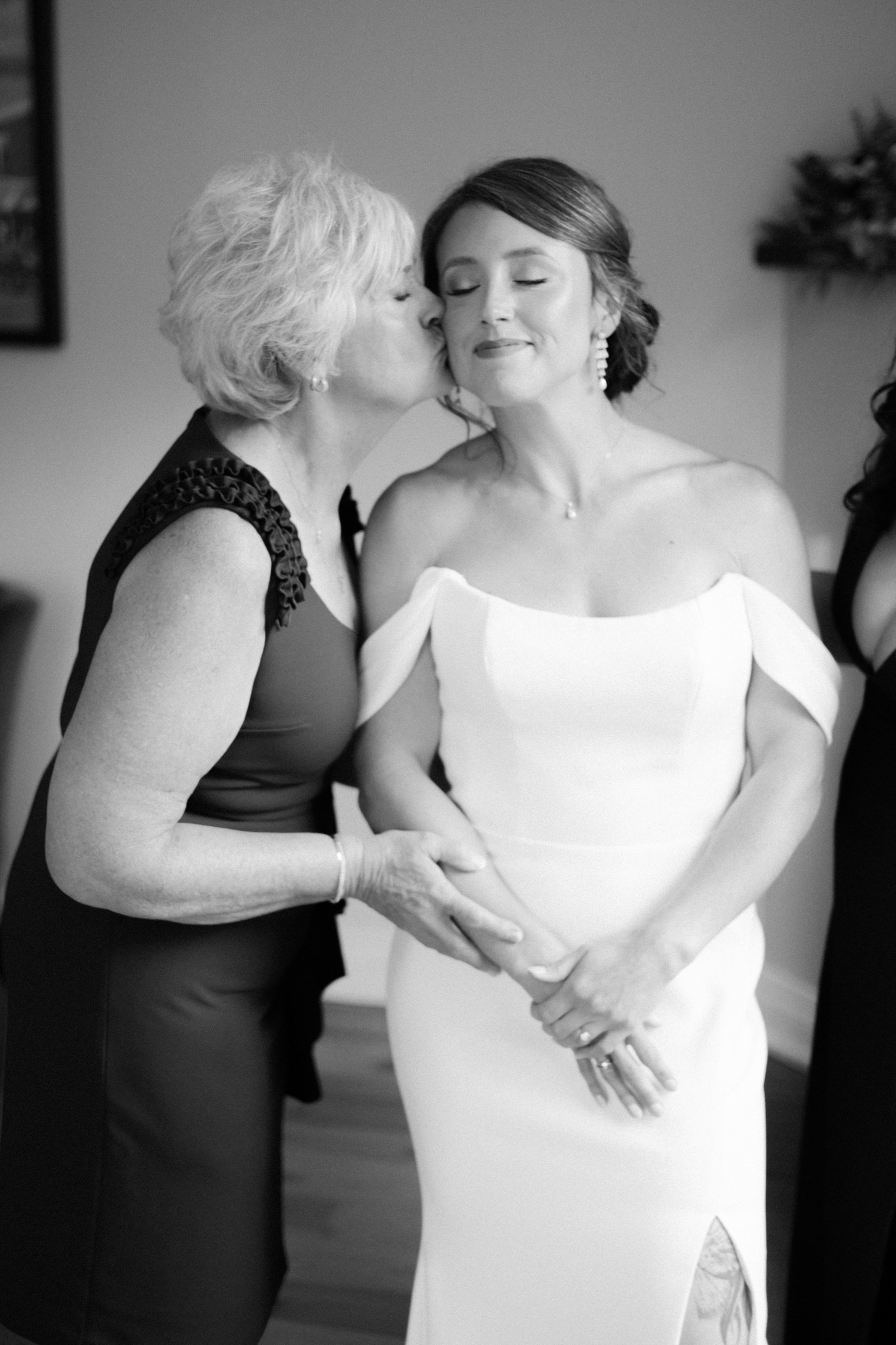 Ottawa-wedding-photographer-tracy-grace-0215.jpg