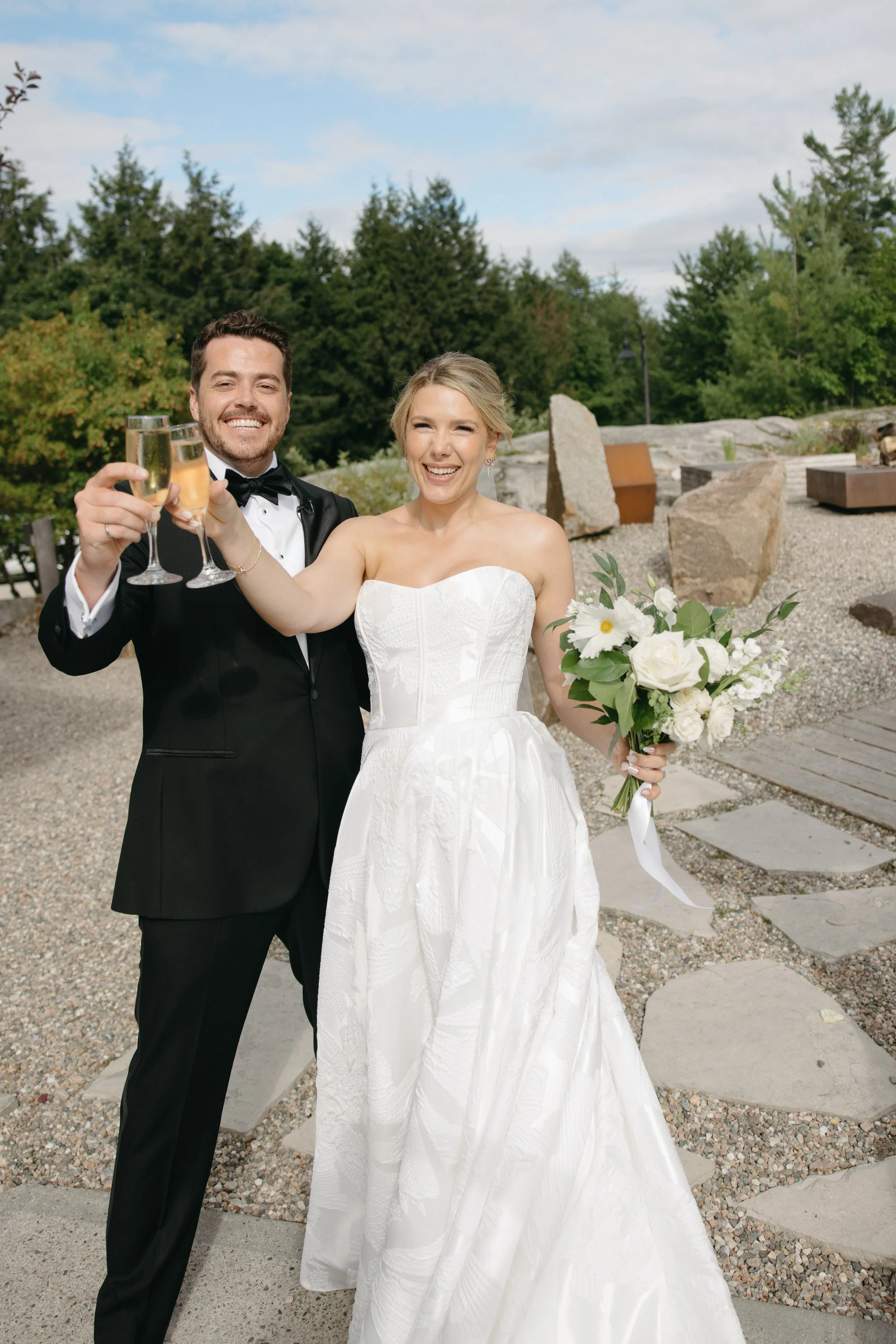 GraceAndGold-VJ-WED-0891.jpg
