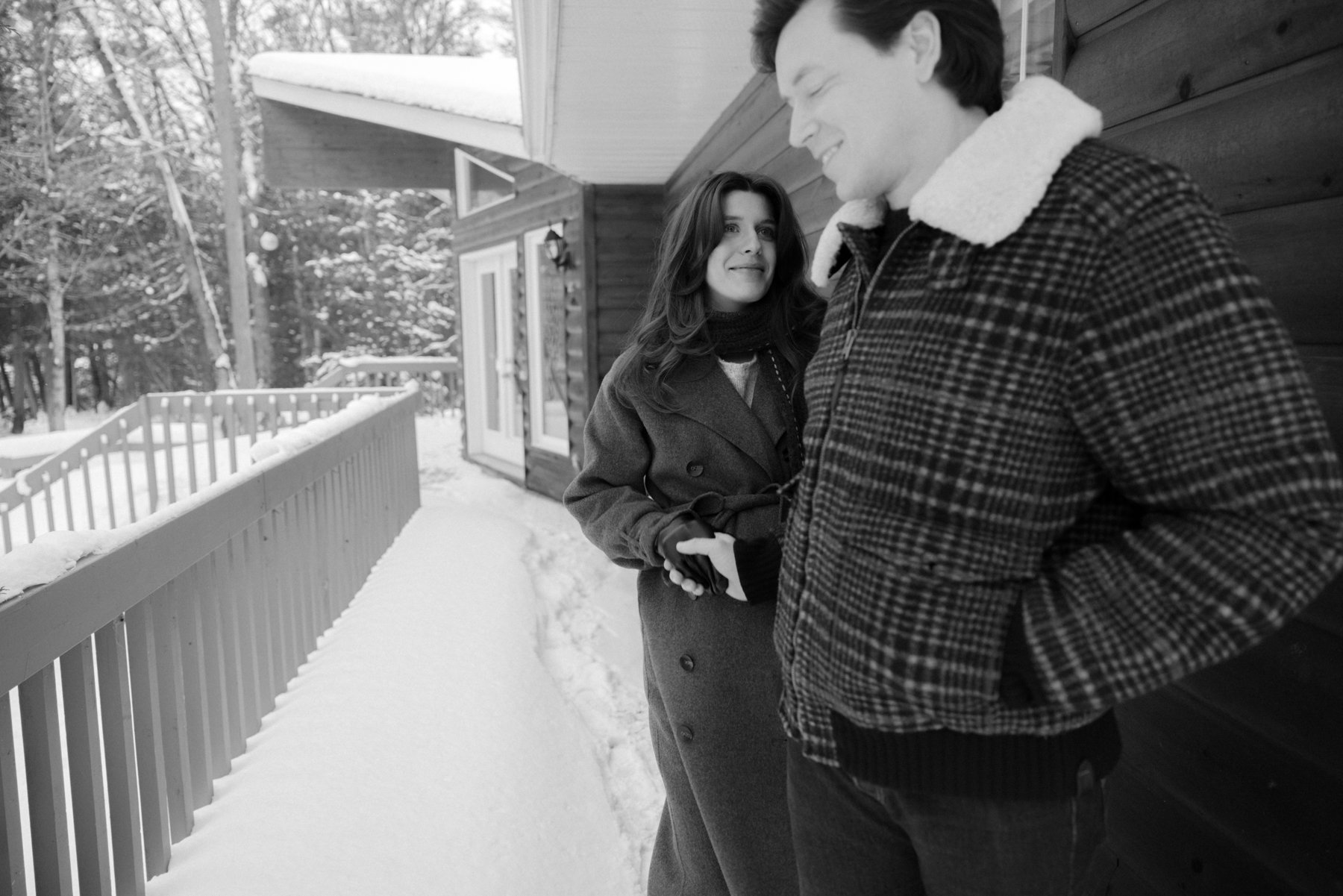 Ottawa-Maternity-Session-Cottage-0103.jpg