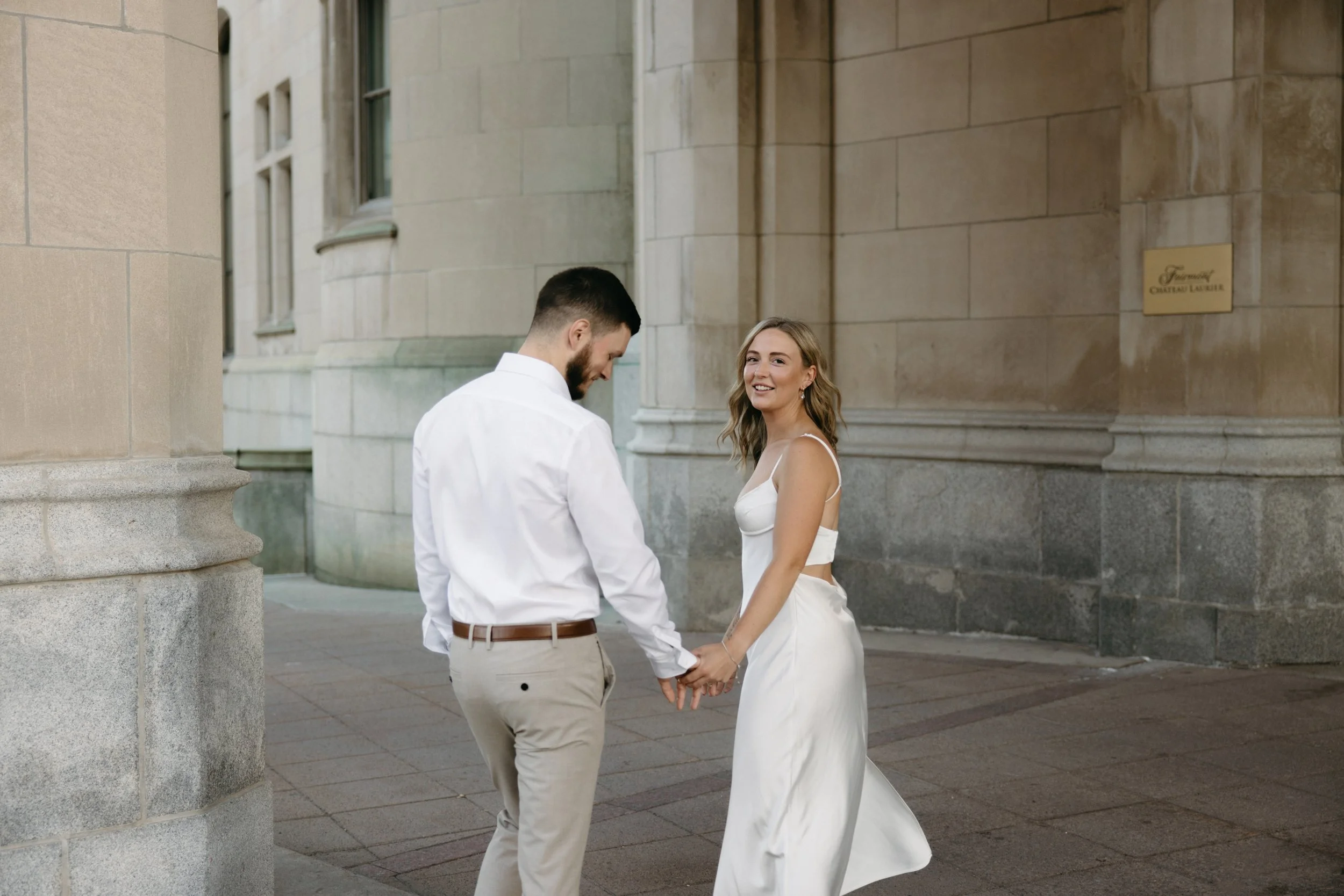 ottawa-downtown-engagement-session-0031.jpg