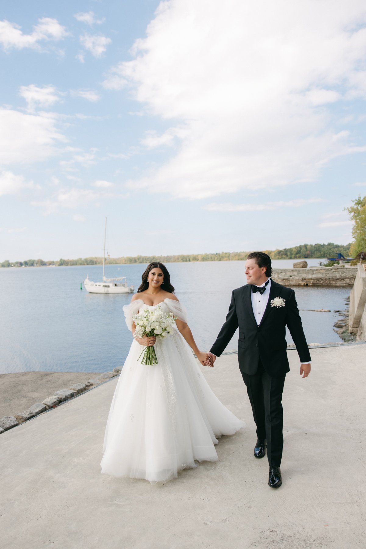 britannia-yacht-club-wedding-mn-0054.jpg