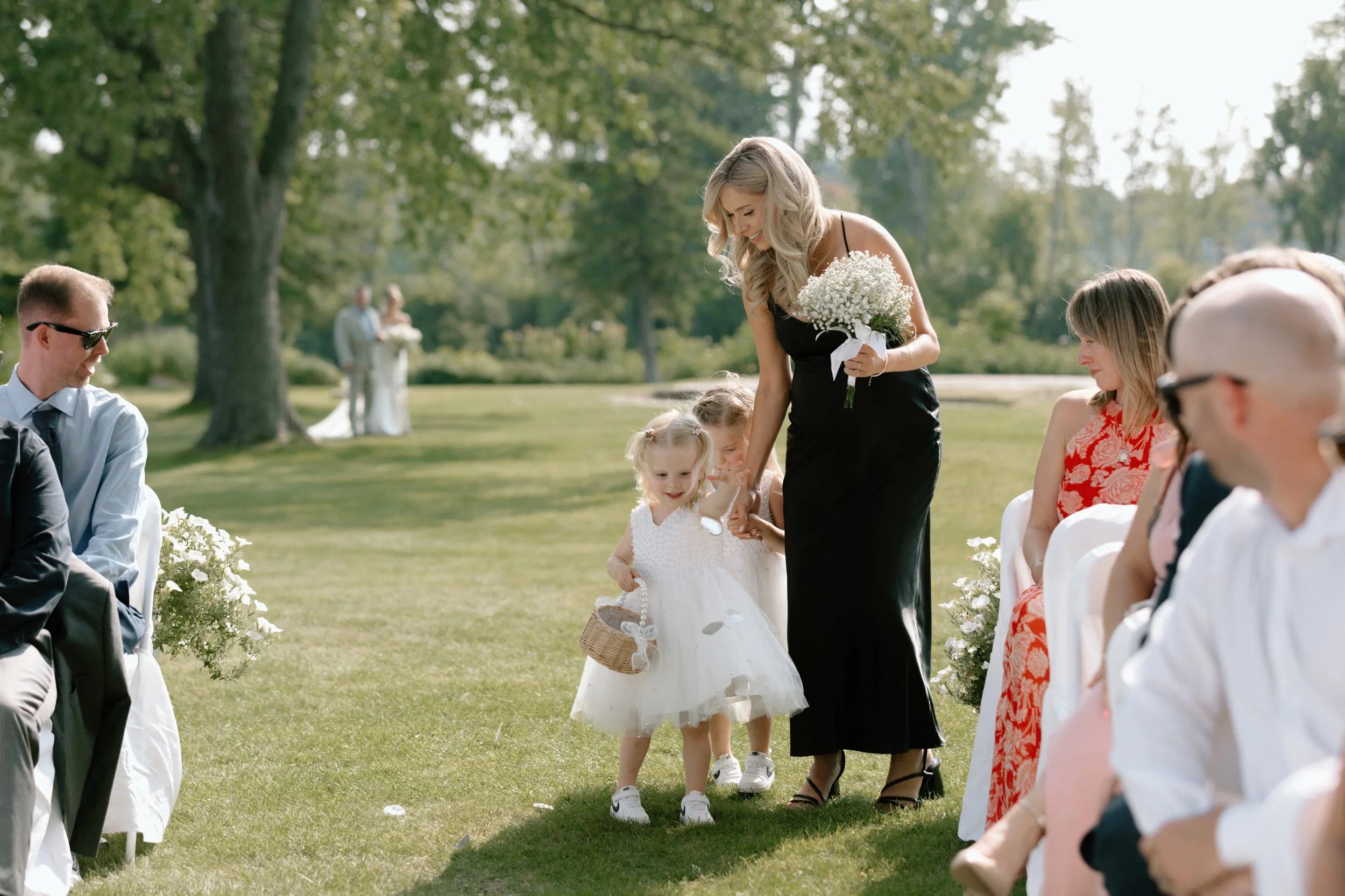 GraceAndGold-MJ-WED-0841.jpg