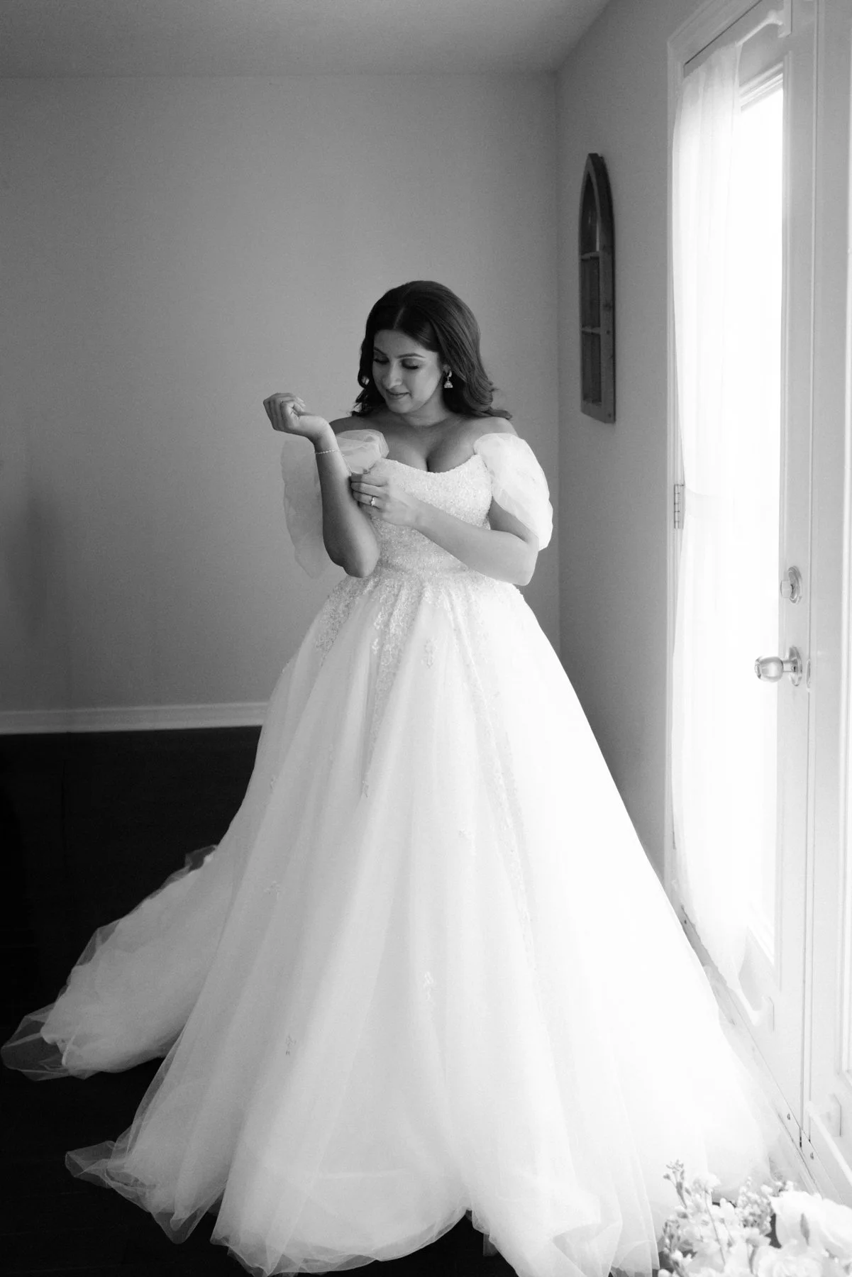 britannia-yacht-club-wedding-mn-0011.jpg