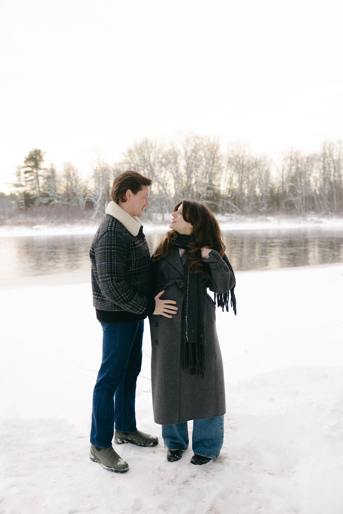 Ottawa-Maternity-Session-Cottage-0133.jpg