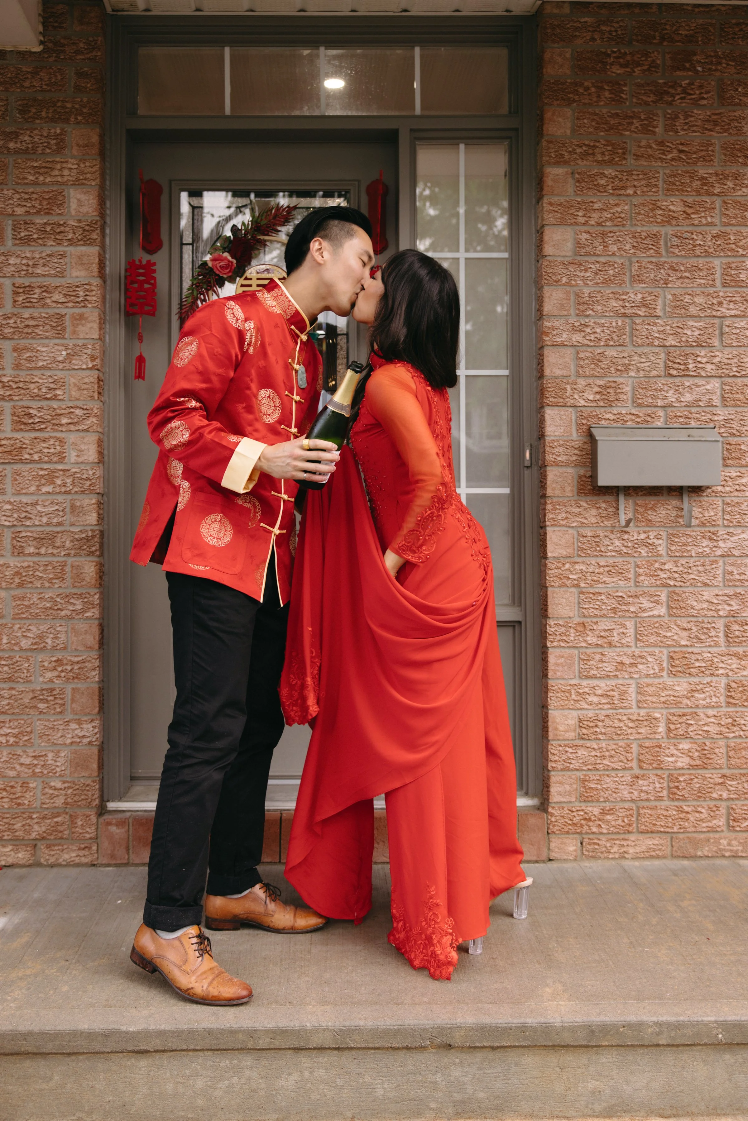 ottawa-elopement-photographer-0077.jpg