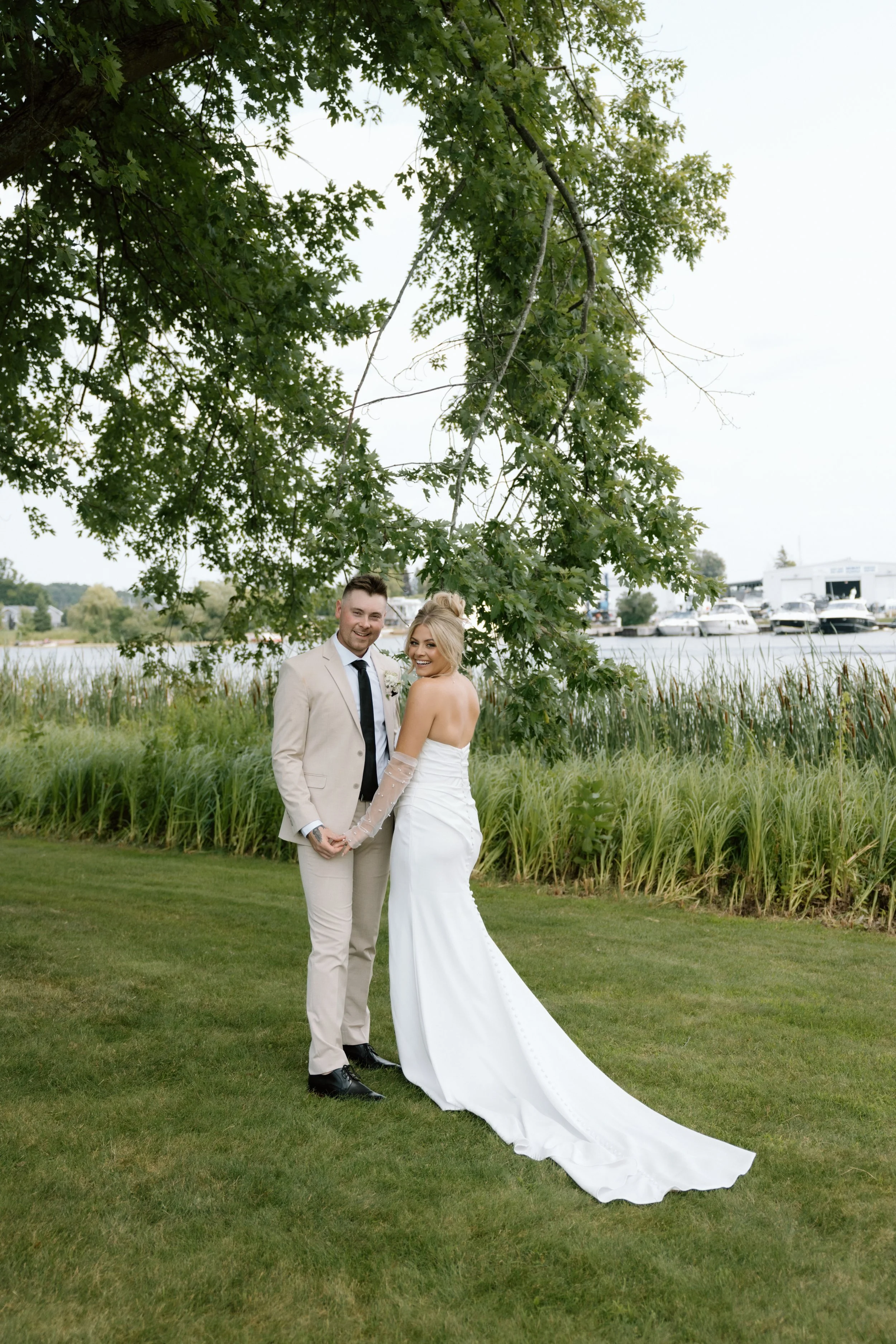 GraceAndGold-MJ-WED-0446.jpg