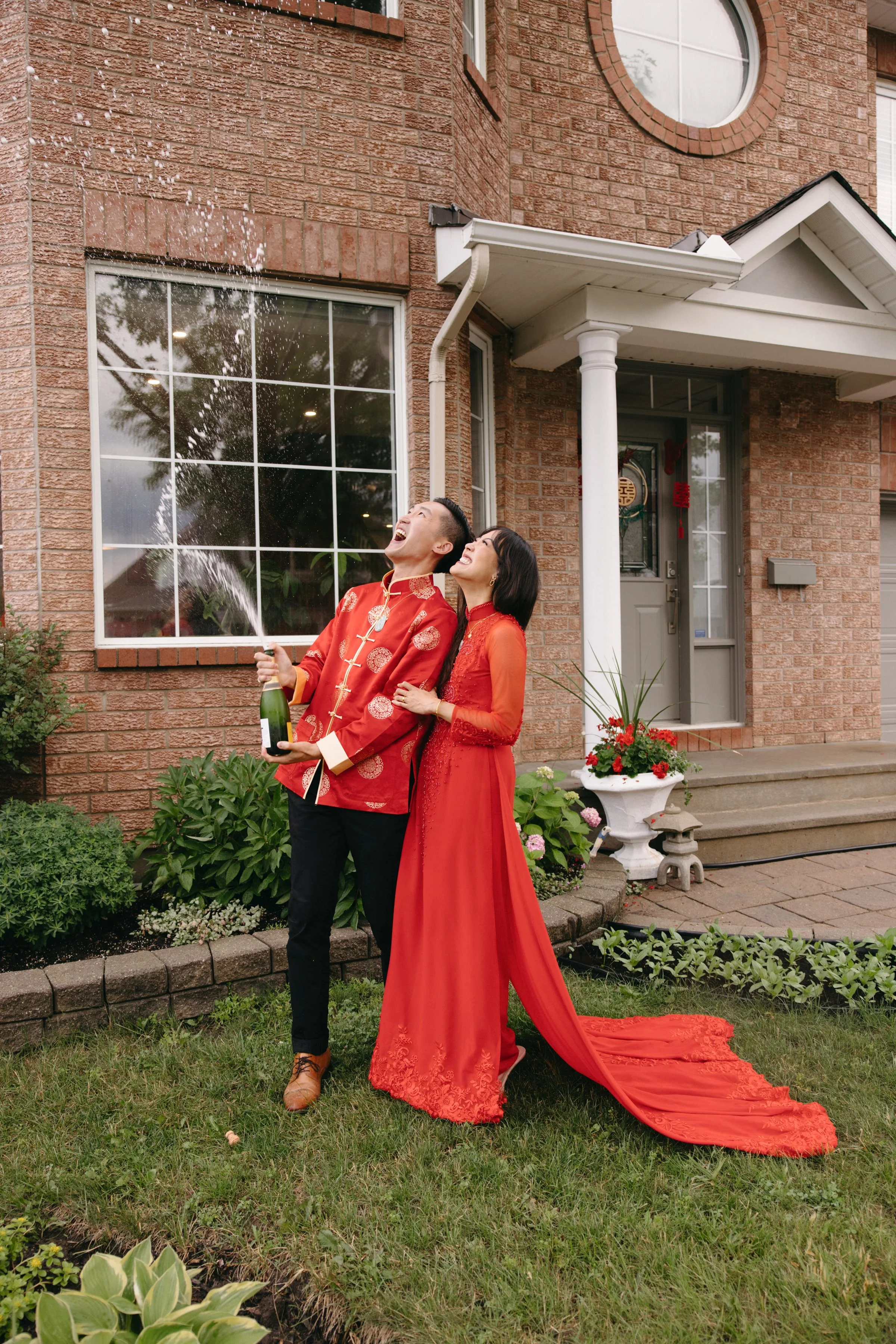 ottawa-elopement-photographer-0073.jpg