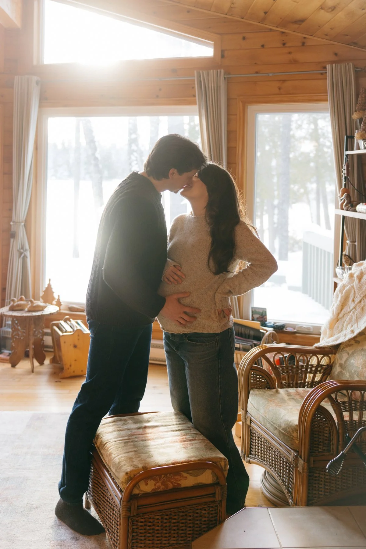 Ottawa-Maternity-Session-Cottage-0063.jpg