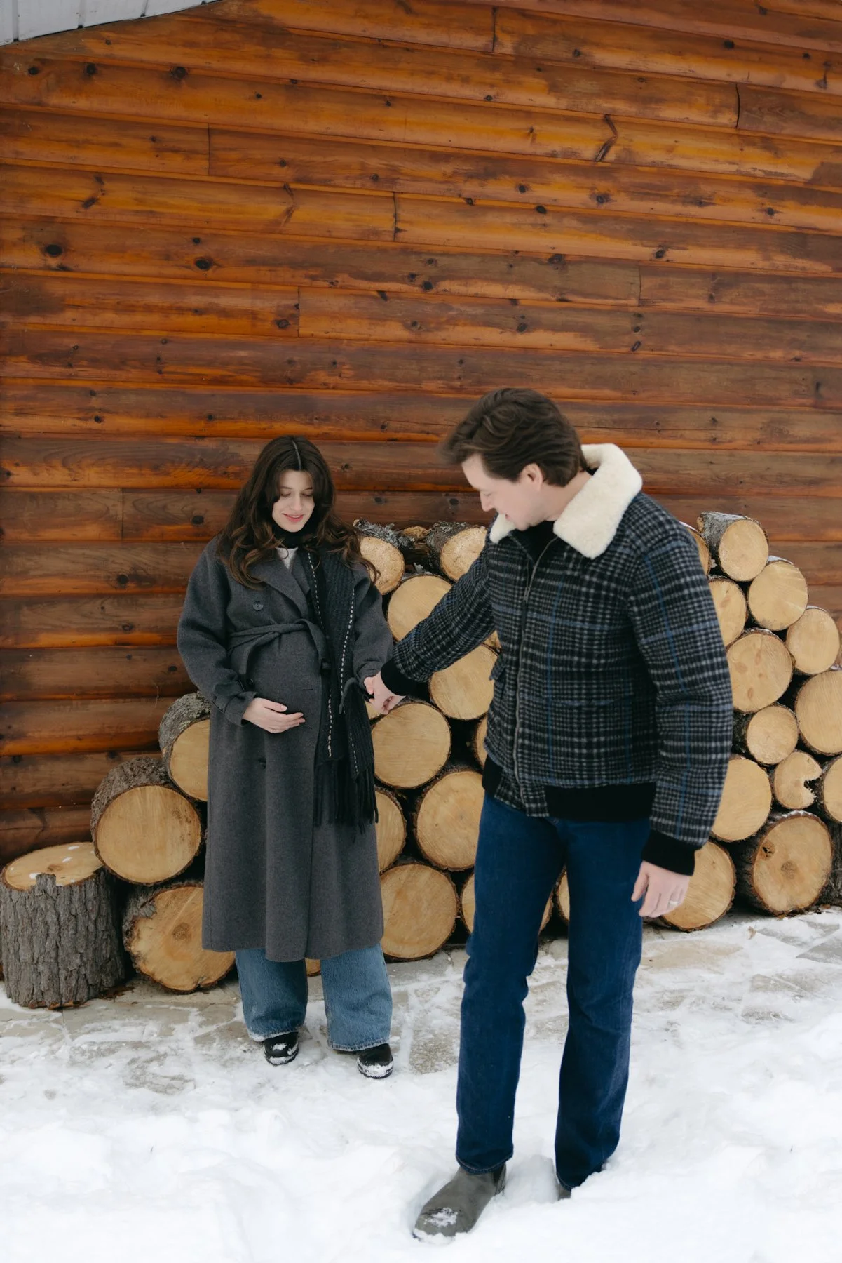 Ottawa-Maternity-Session-Cottage-0108.jpg