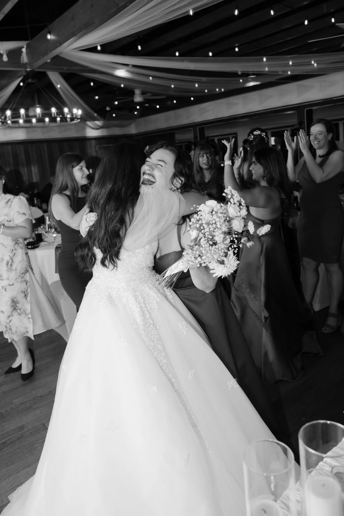 britannia-yacht-club-wedding-mn-0236.jpg