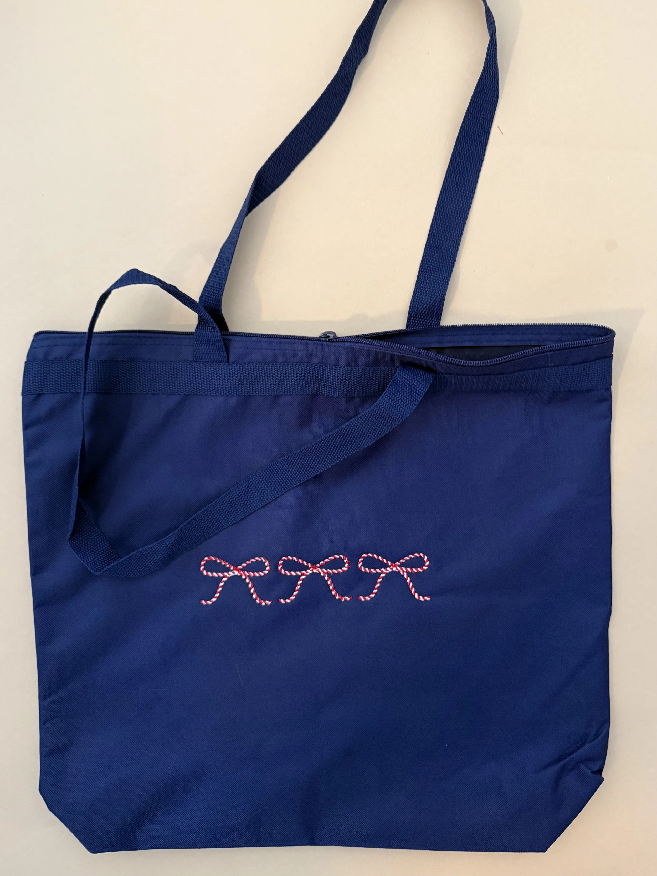 Candy Cane Bow Zipper Tote Zippers show.jpeg