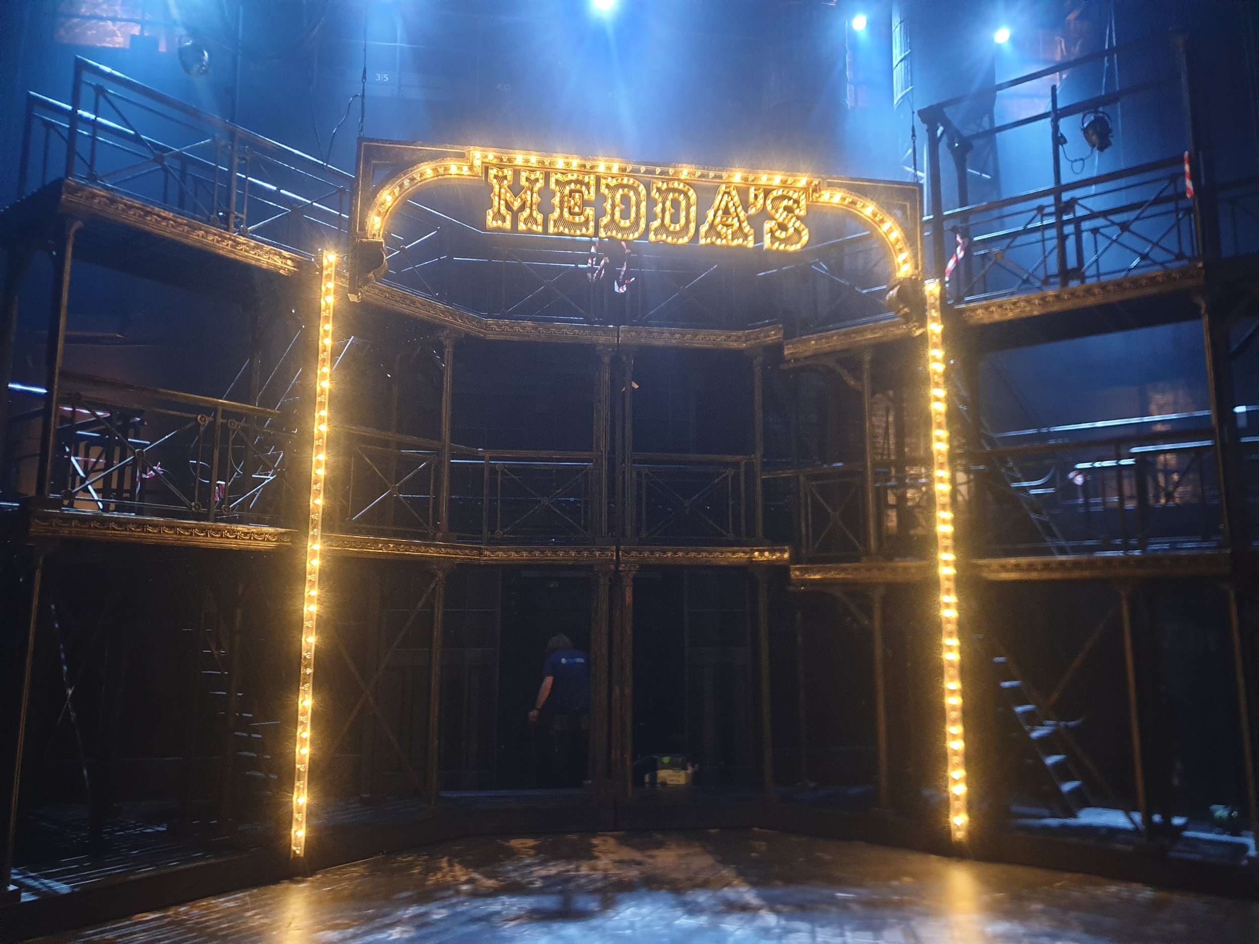 3045-theater-gaming-set-design-uk .jpg