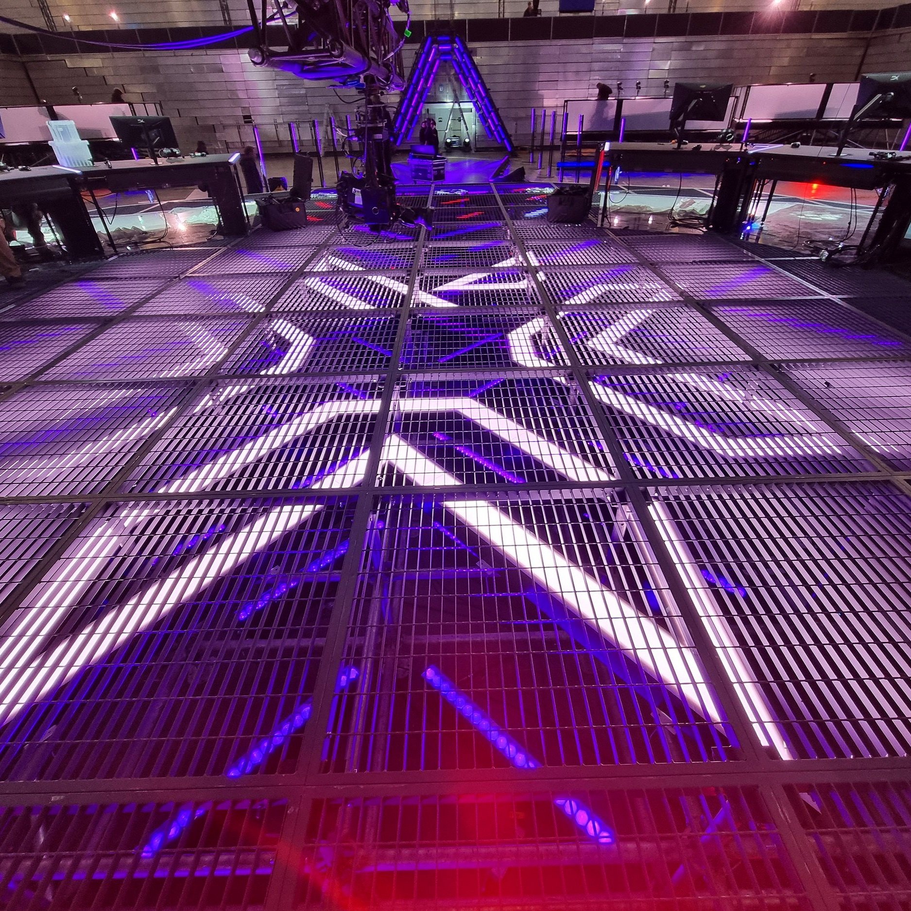 3067-theater-gaming-set-design-uk .jpg