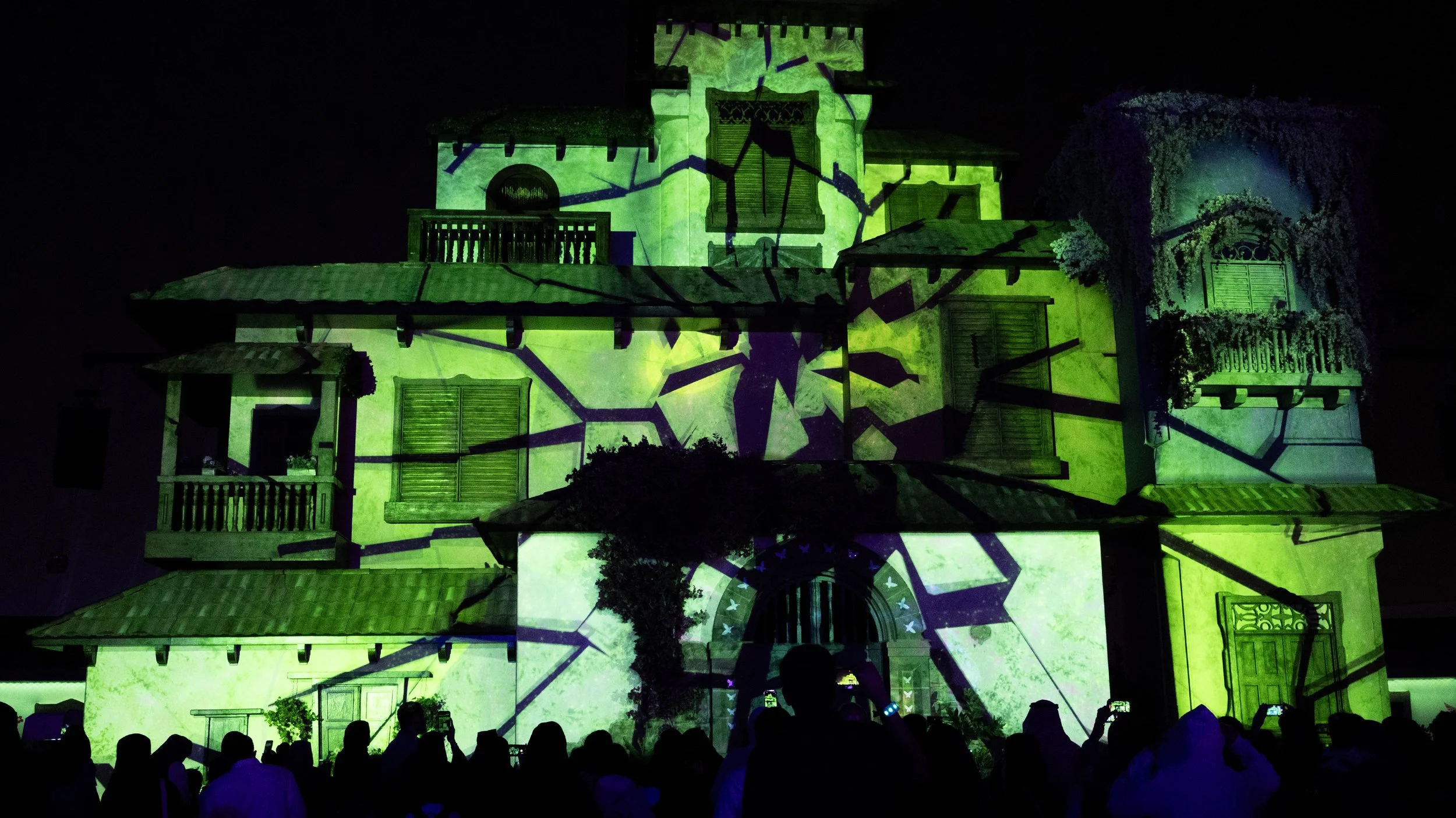 3159-theater-gaming-set-design-uk .jpg