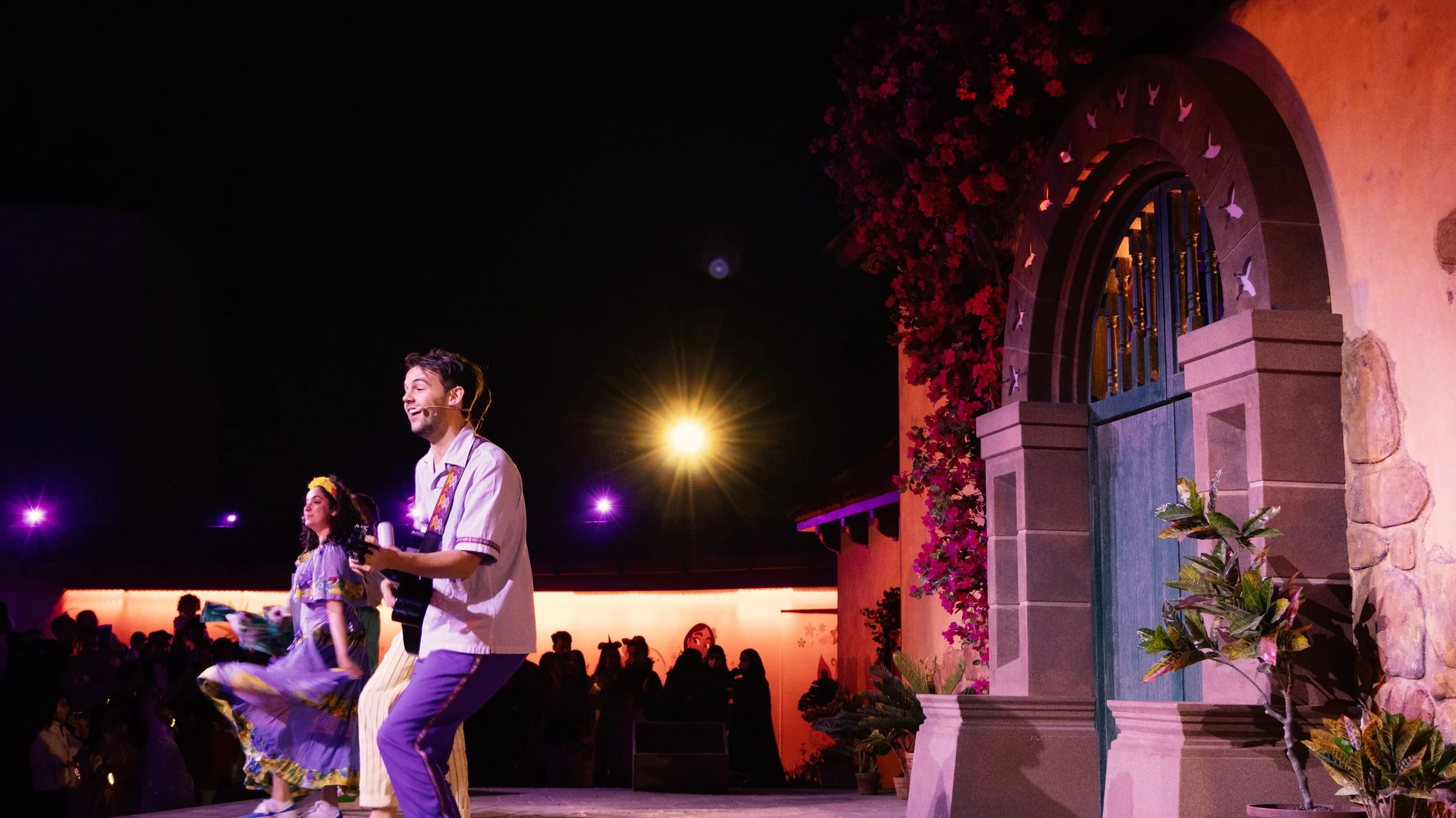 3151-theater-gaming-set-design-uk .jpg