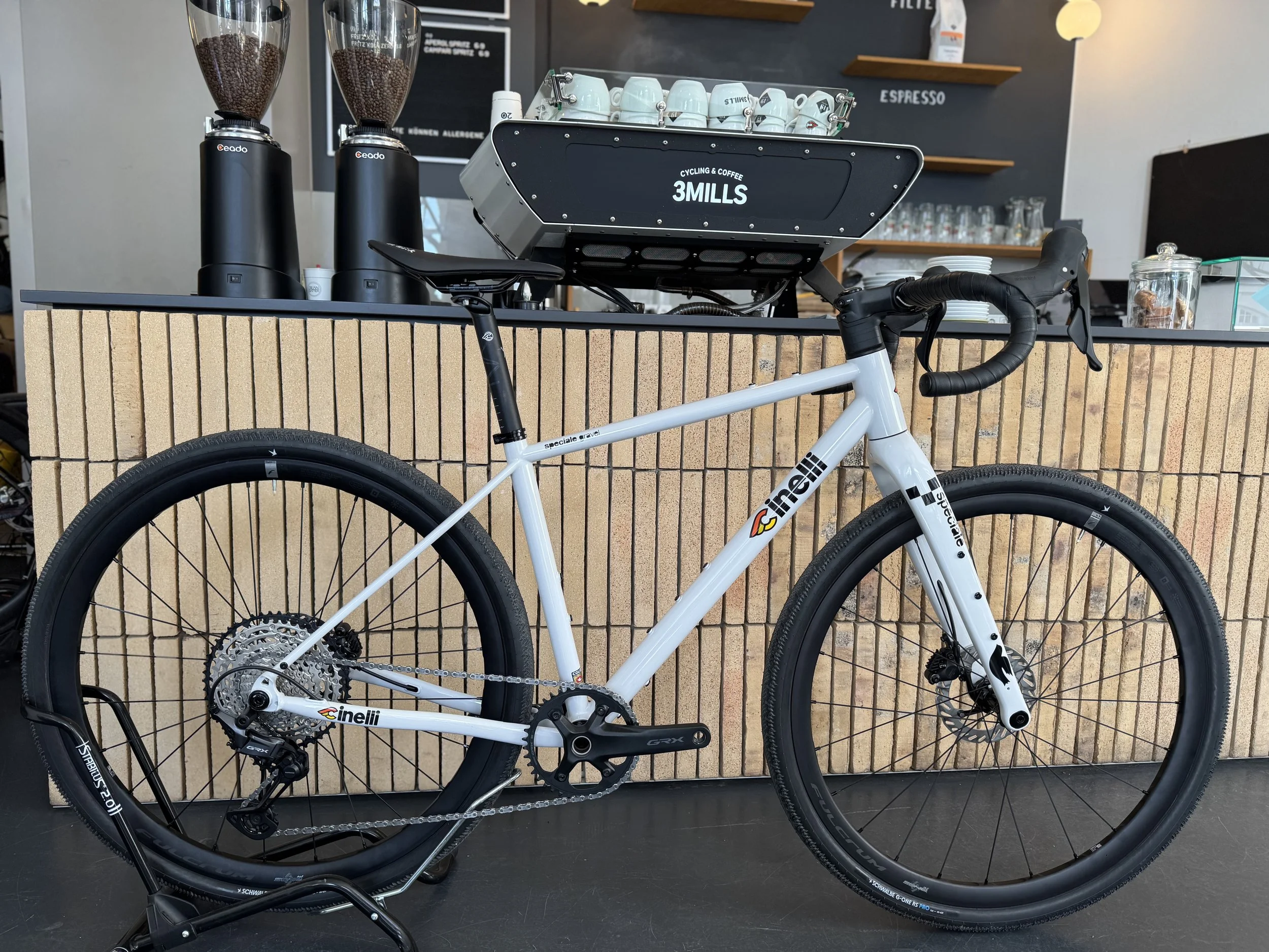 Canyon-München-Bike-Fahrrad-Gravel-Road-Cinelli-3MillsCycling.jpeg