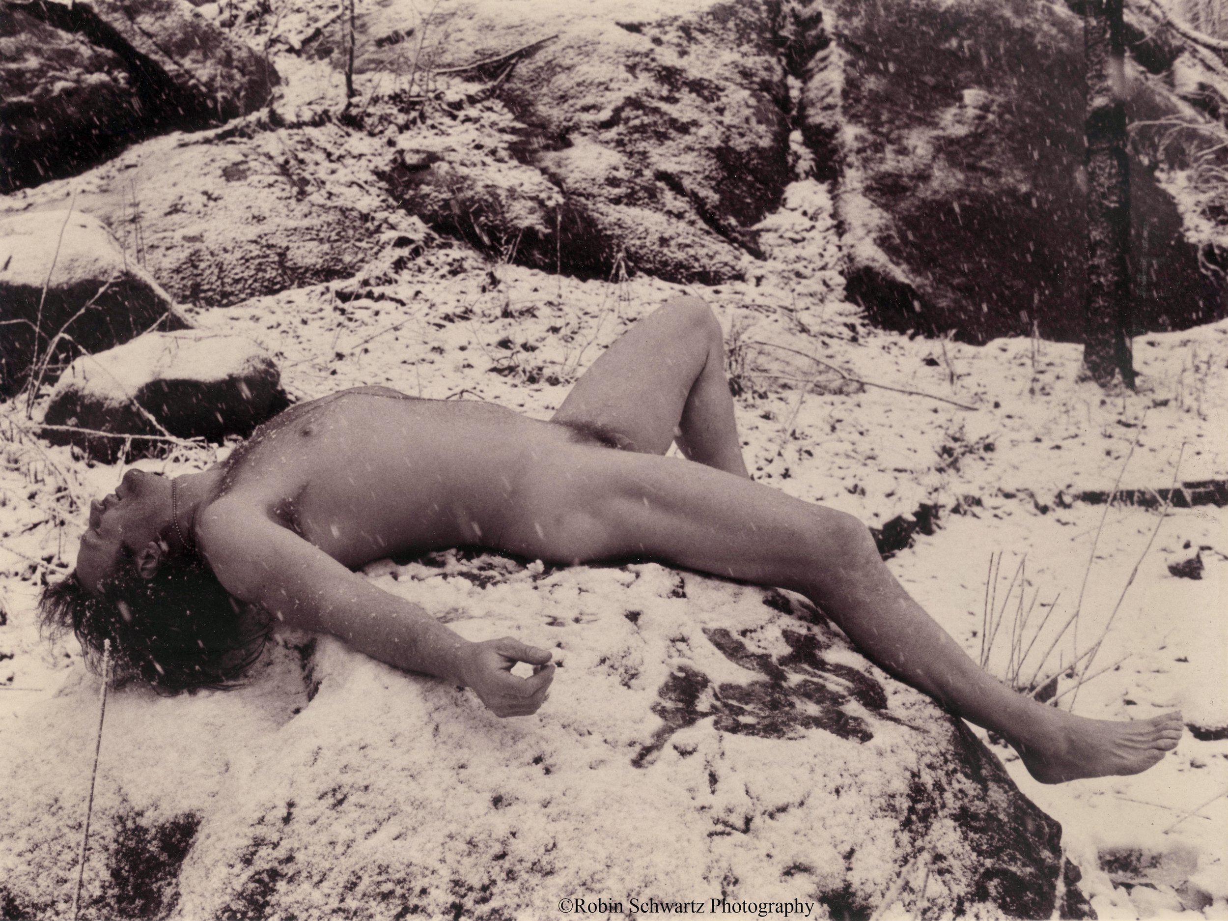 robin202100020 copy.jpg