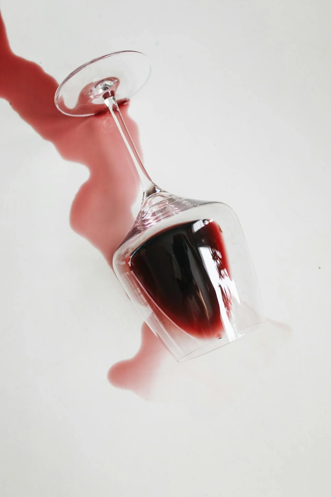 How to Remove the Most Common Holiday Dinner Stains