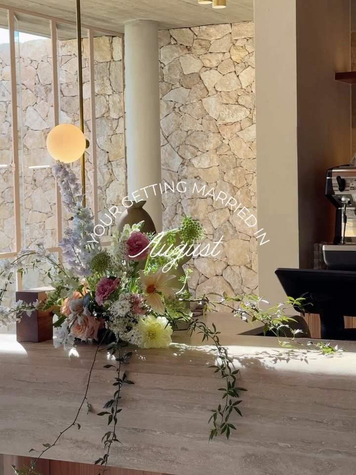 your getting married in AUGUST and these are the flowers you might&rsquo;ve able to get &hellip;
#flowersinaugust #augustwedding