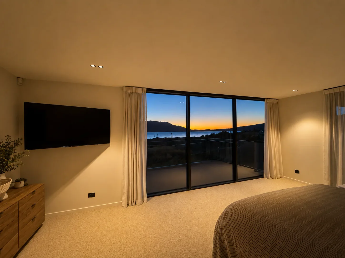 bedroom-interior-lighting