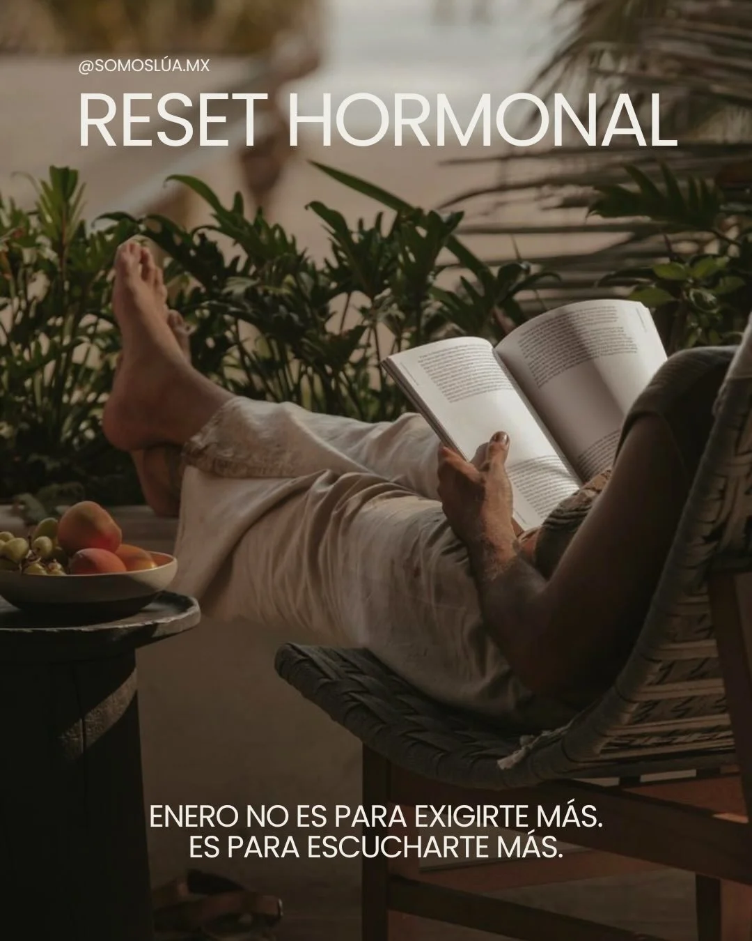 No todo enero tiene que sentirse &ldquo;nuevo&rdquo;.
No hace falta castigar al cuerpo con dietas extremas, ayunos largos ni rutinas para &ldquo;compensar&rdquo; las fiestas.
A veces el verdadero reset es m&aacute;s simple:
regresar a ti, seguir tu r