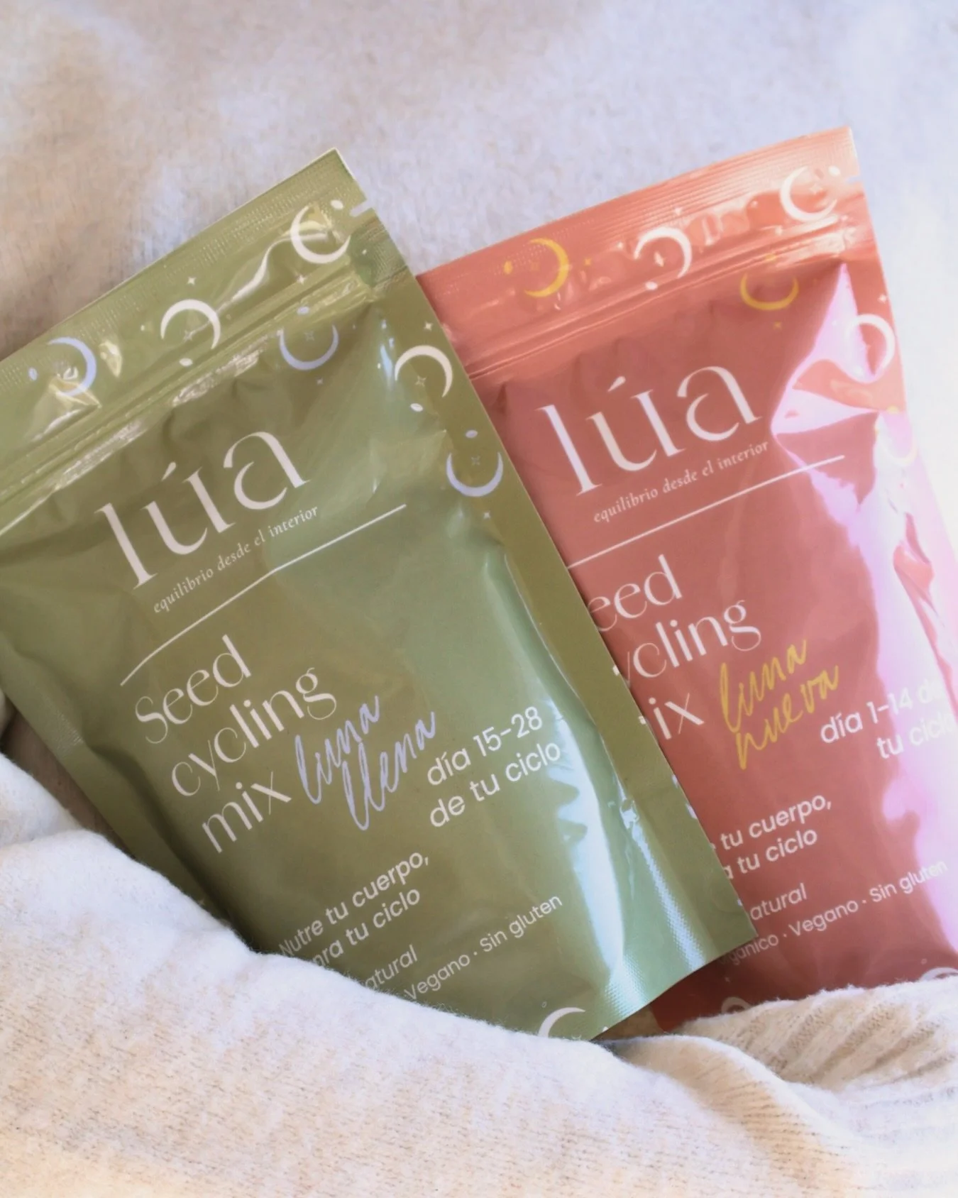 Tu energ&iacute;a cambia durante el mes.
Y tu nutrici&oacute;n tambi&eacute;n deber&iacute;a hacerlo 🌙

Hay momentos donde tu cuerpo necesita m&aacute;s impulso.
Y otros donde necesita sost&eacute;n y regulaci&oacute;n.

No comemos igual todos los d