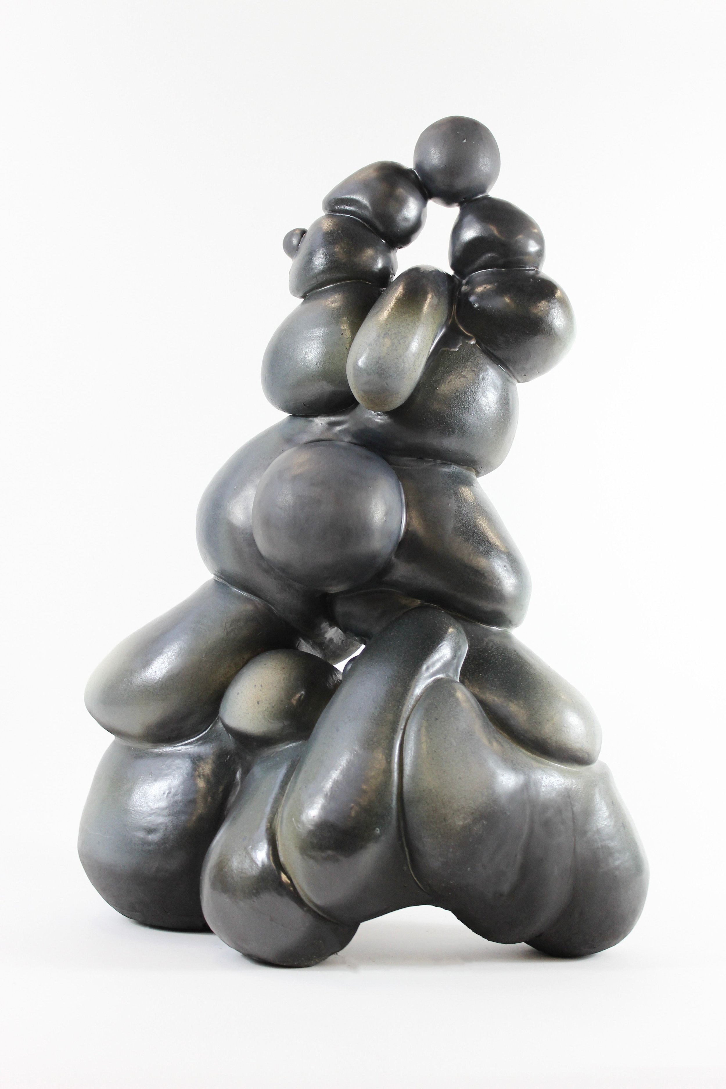 "Held",Ceramic, Glaze, 24"x13"x13", 2023
