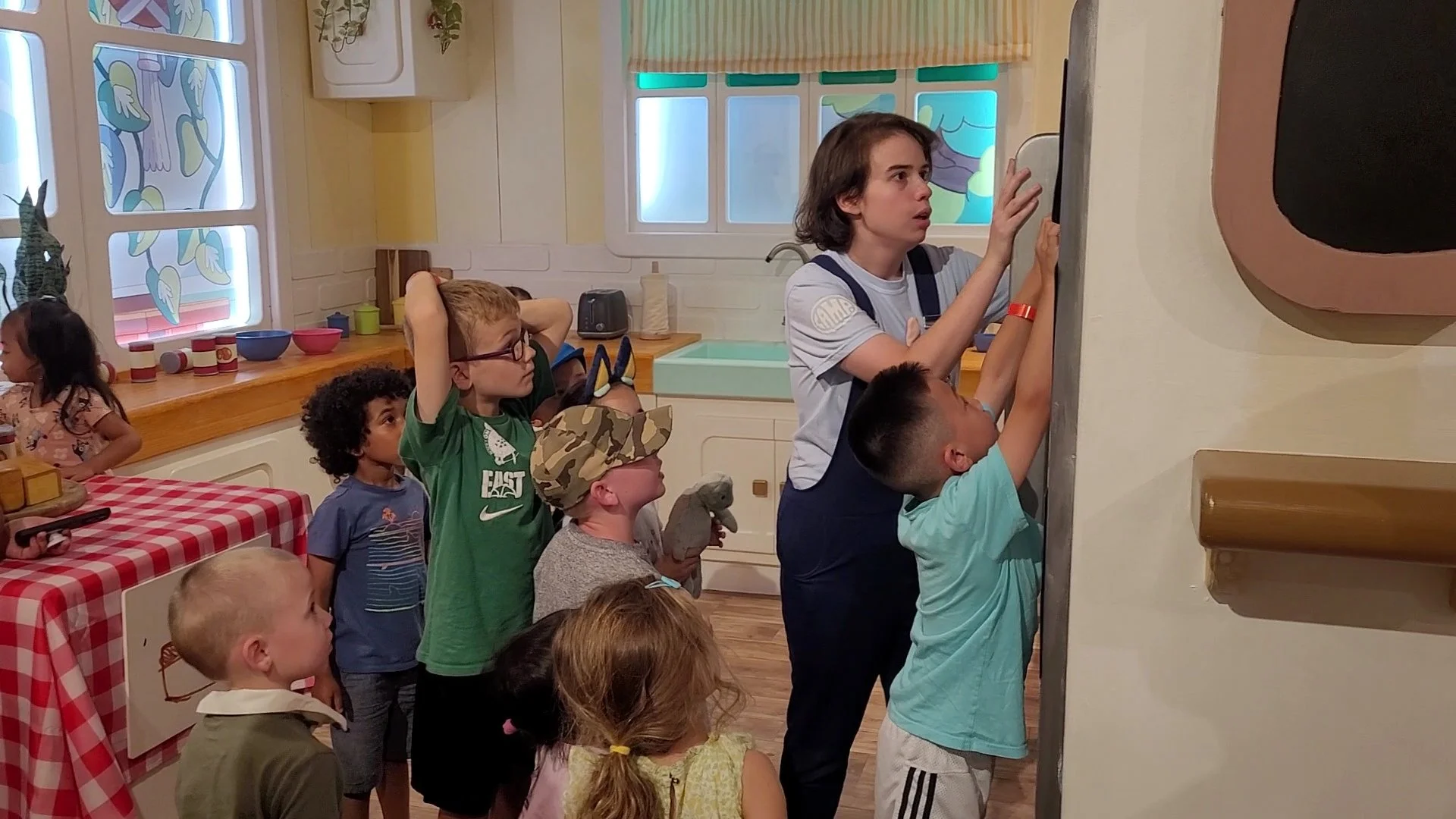 Sarah as a performer at Bluey X CAMP in Burlington, MA