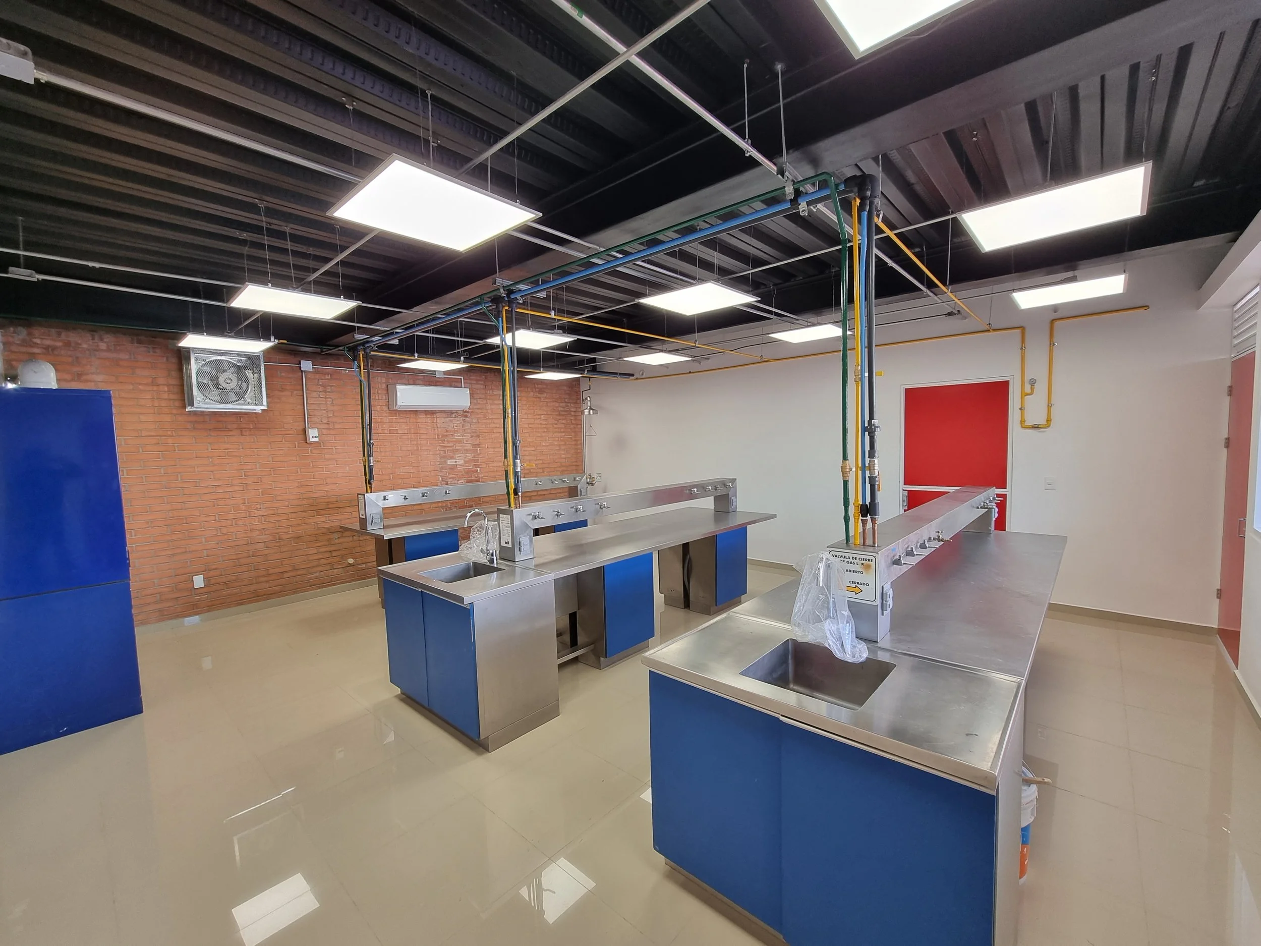 OBRA: VARIOS UVM CAMPUS 

PROPIEDAD: LAUREATE INTERNATIONAL UNIVERSITIES

UBICACIÓN: JALISCO, AGUASCALIENTES, SAN LUIS POTOSI, PUEBLA, EDO. MEXICO