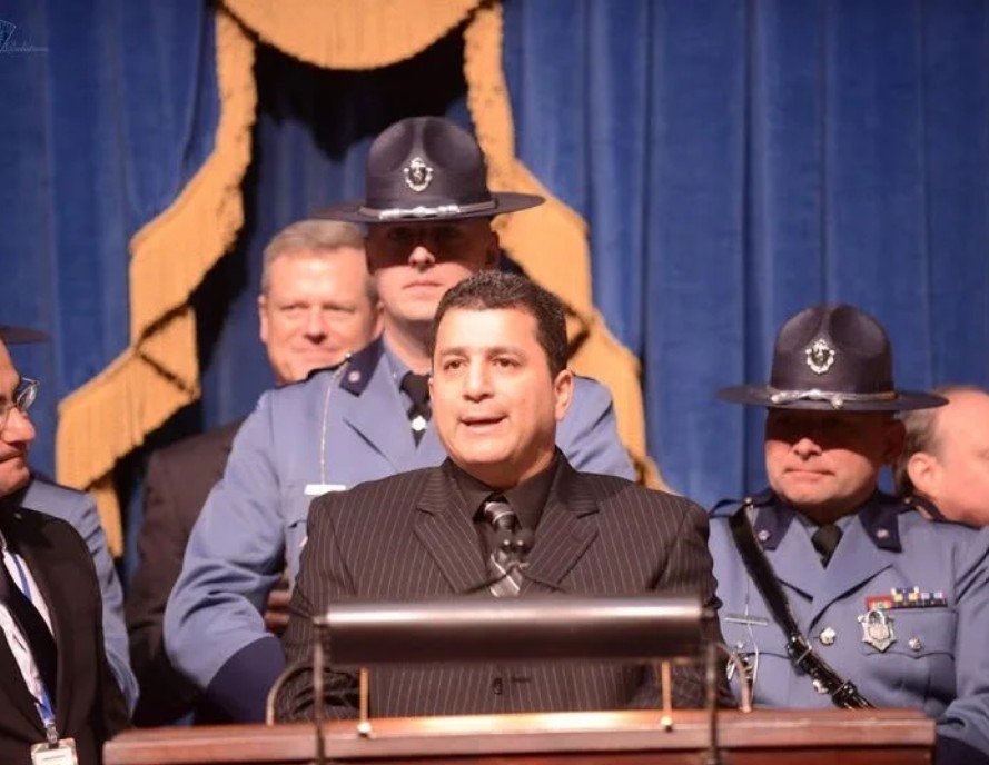 Madeline “Amy” Sweeney Award for Civilian Bravery (2015)