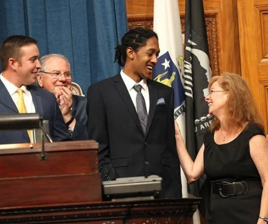 Madeline “Amy” Sweeney Award for Civilian Bravery (2018)