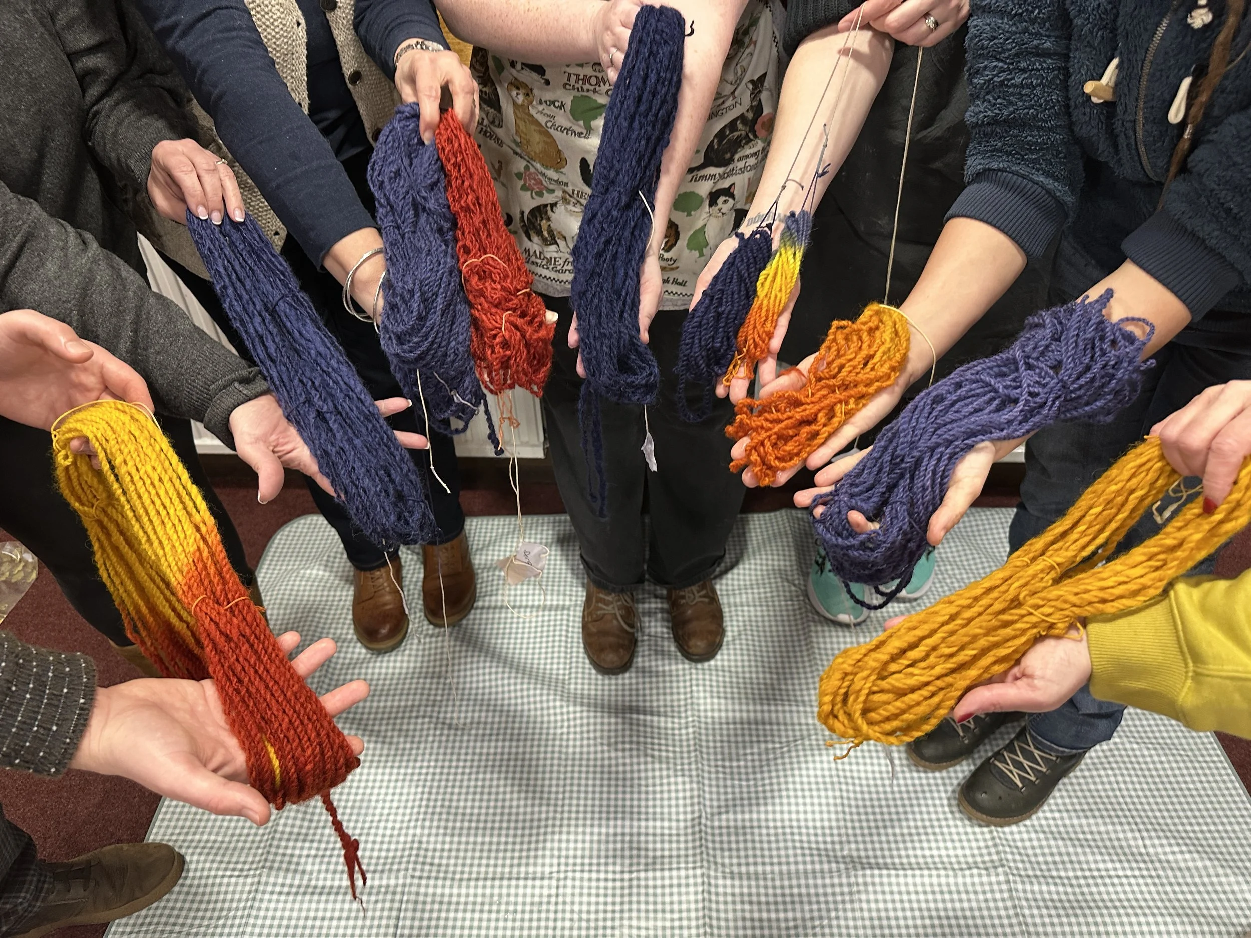 BERKHAMSTED: Traditional wool skills course spinning and natural dyeing 5 evenings • Oct-Nov