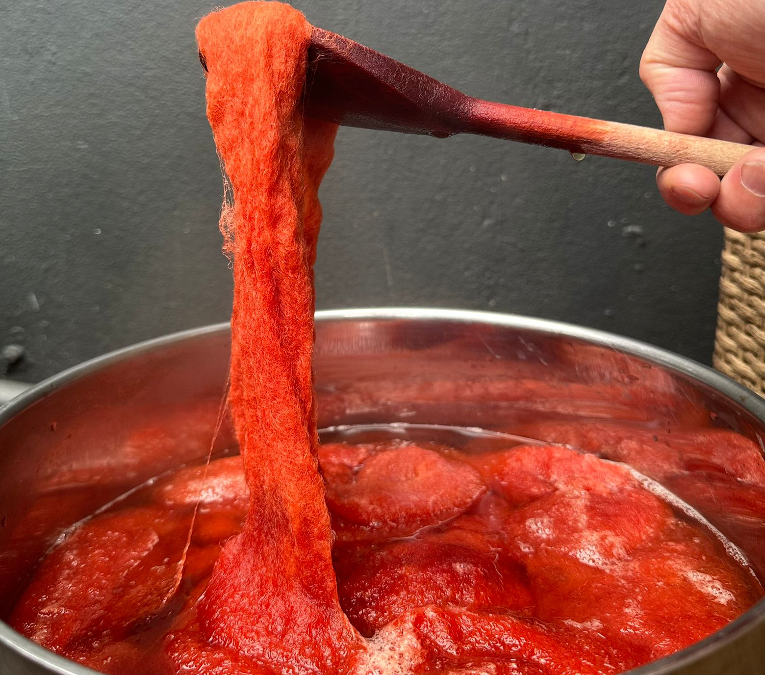 Madder dyed wool more square.png