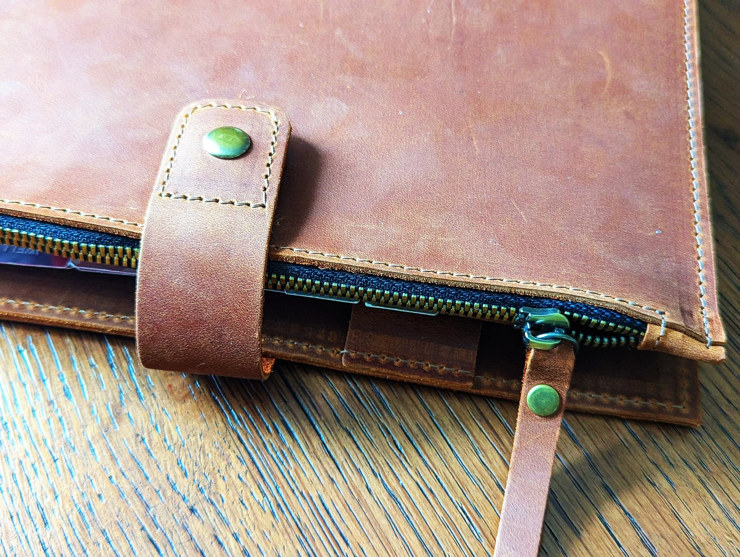 Leather folio cover with zipper