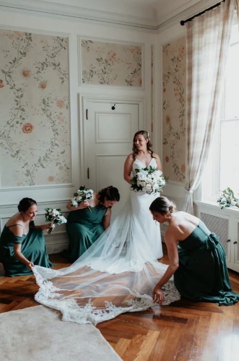 Eastcott Wedding - 

AC Backus Photo - https://www.acbackusphoto.com/