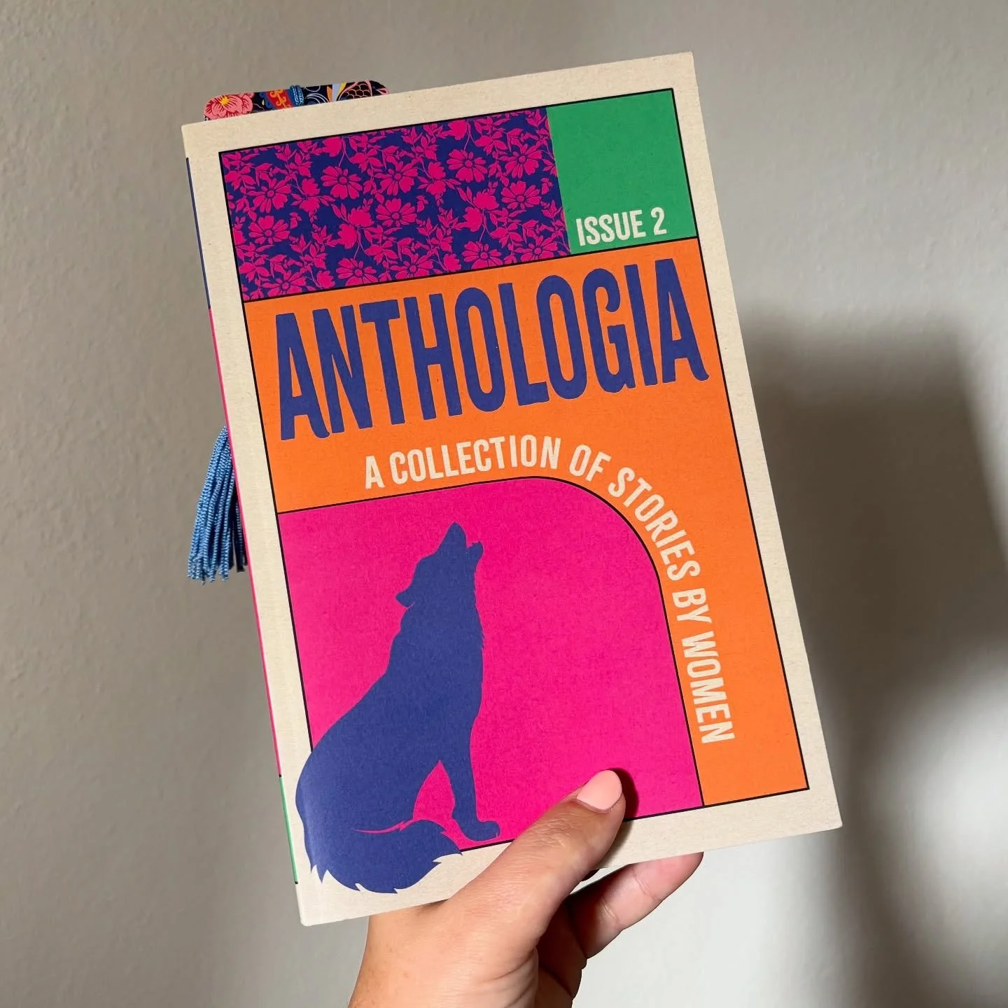 If you love heartfelt stories, poetry and letters that convey the experience of being a woman, a mother, a lover, a creative&hellip; Anthologia is for you 🤍 
-
-
#bookreviews #bookstagram #anthologia #writersofinstagram