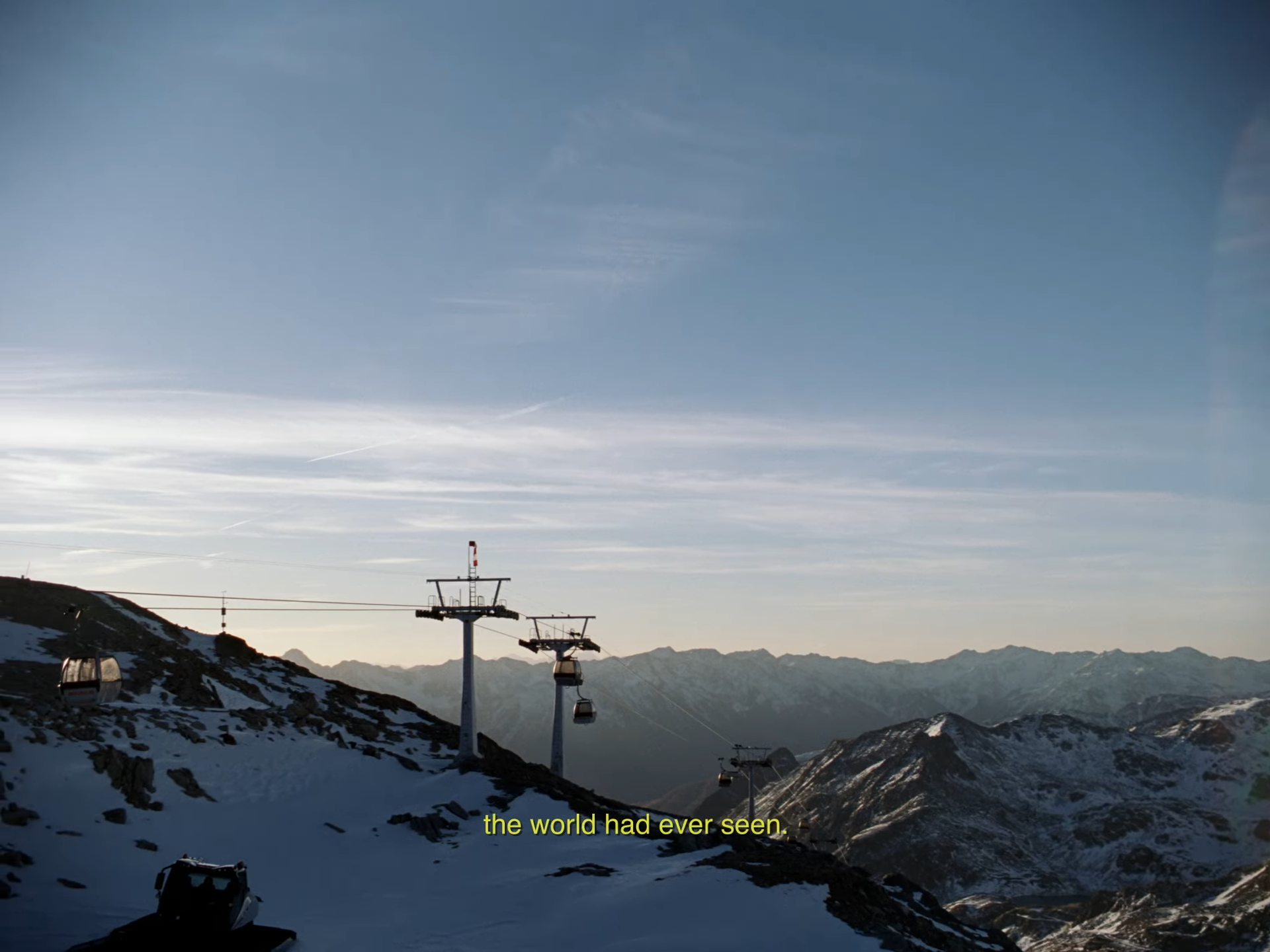 JACQUEMUS + NIKE SKI CAPSULE 0-6 screenshot.png