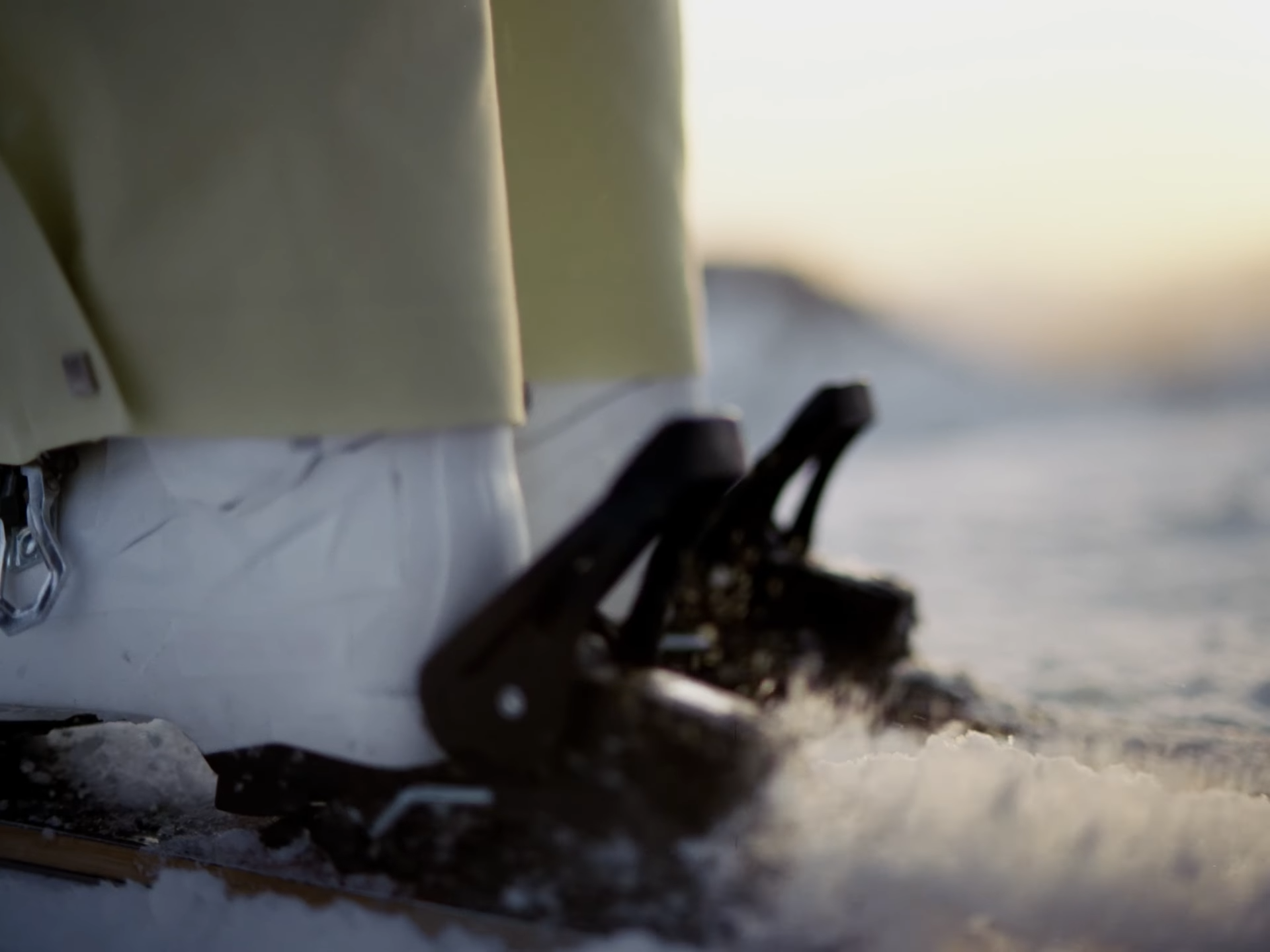 JACQUEMUS + NIKE SKI CAPSULE 0-48 screenshot.png