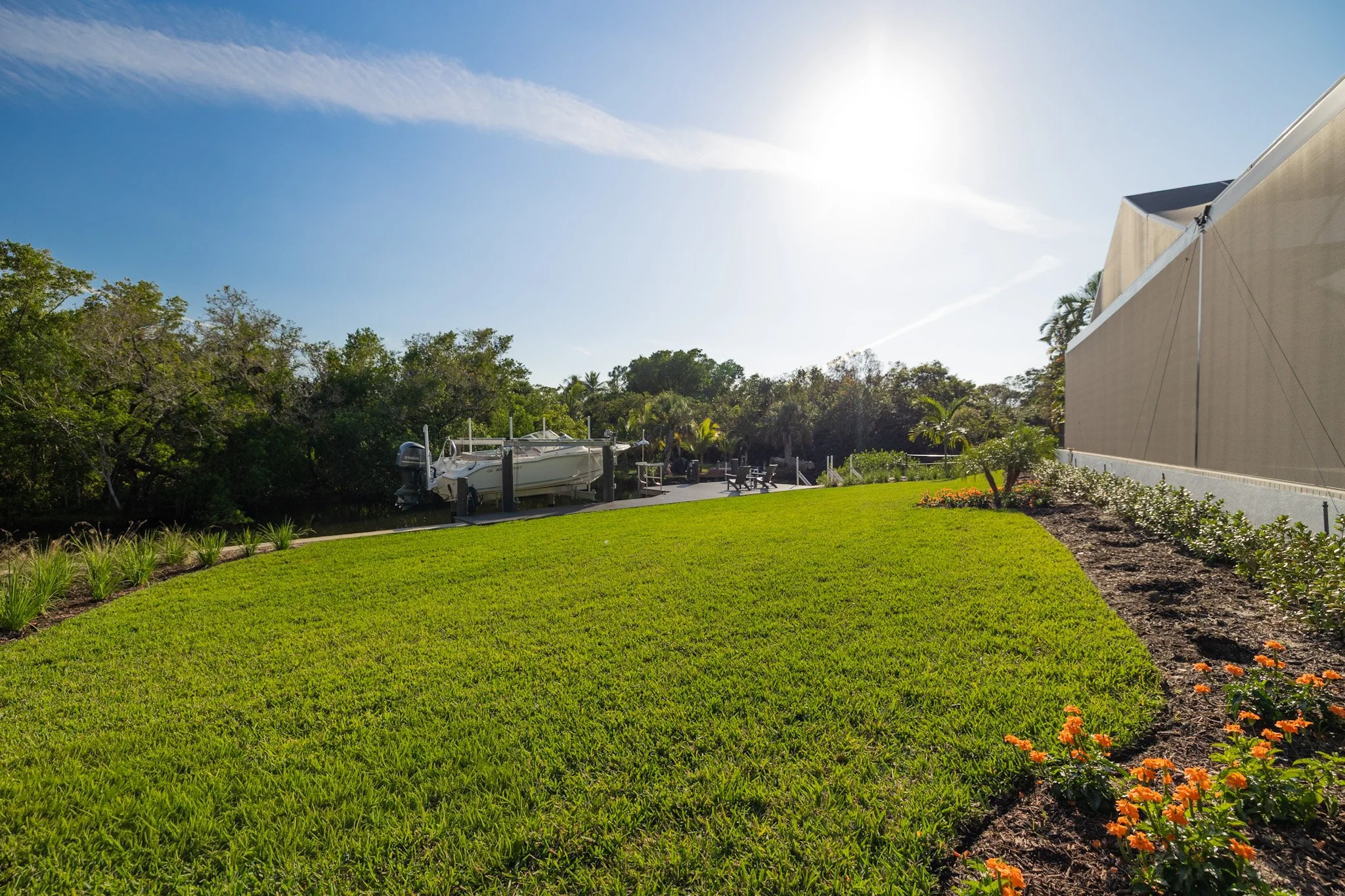 Modern Coastal Estate – Full Outdoor Build