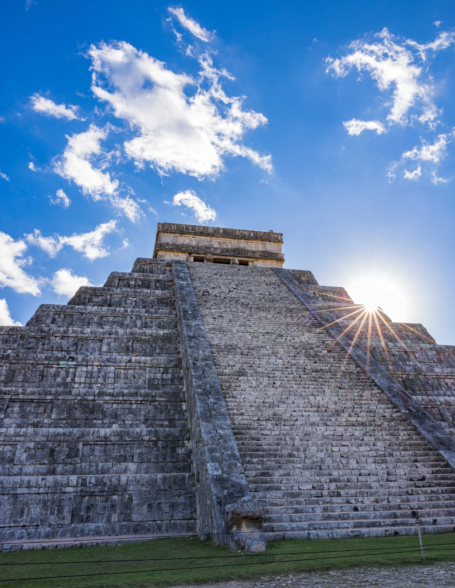 The Temple of Kukulcan, Chichen Itza, Yucatán, Mexico