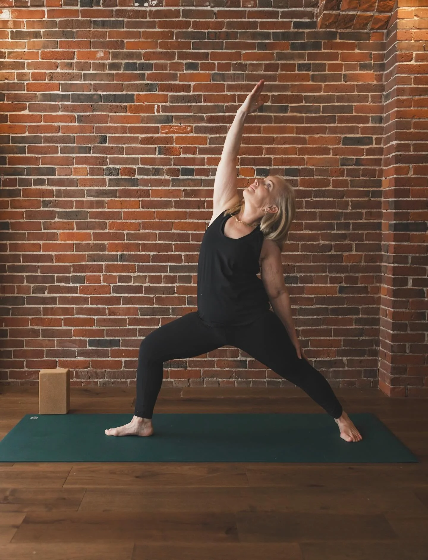 ✨WEDNESDAYS✨ Betsy caps off your morning and your evening! Join her in studio for an intelligent, mindful flow at 8:45am or 5:30pm.