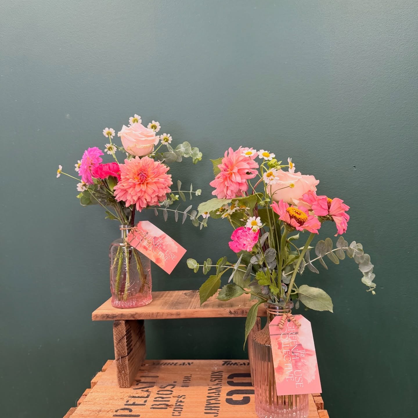 Our everyday quick grab and go posy jars are the perfect small gesture for Valentine&rsquo;s Day ❤️🌸 pre order to secure your v-day flowers 

#macleanflorist
#yambaflorist
#graftonflorist
#valentinesdayflowers
#valentinesday