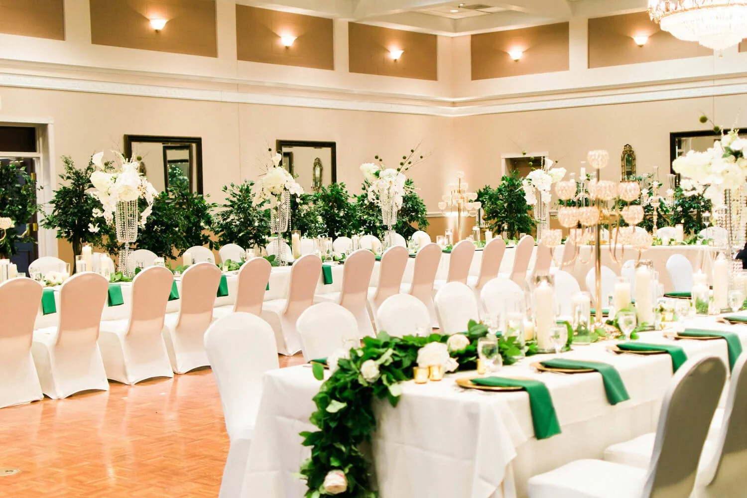 How to Make a Large Event Feel More Personal and Intimate