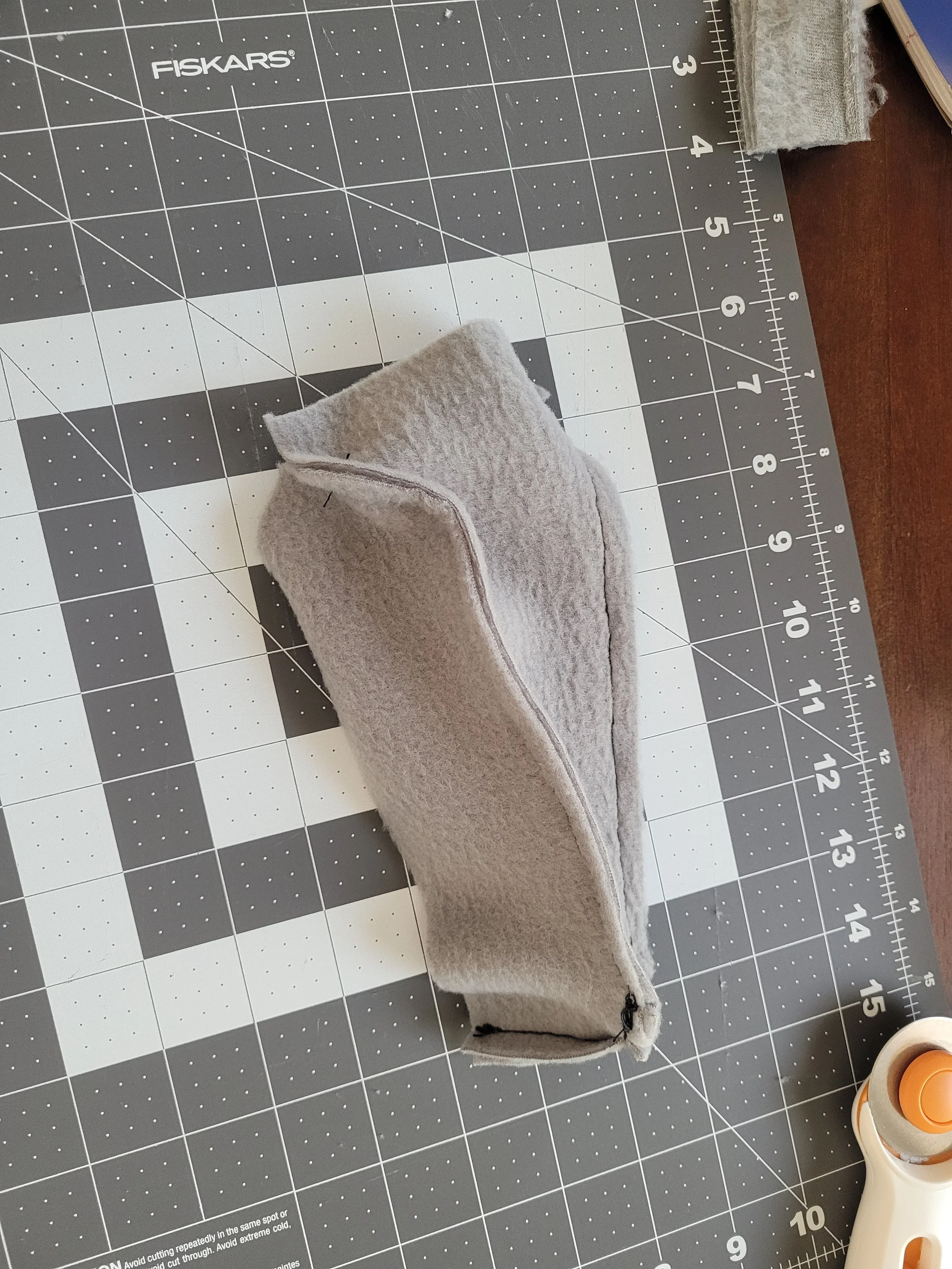 One of a series of images taken as instruction for how to sew the rat bodies together.