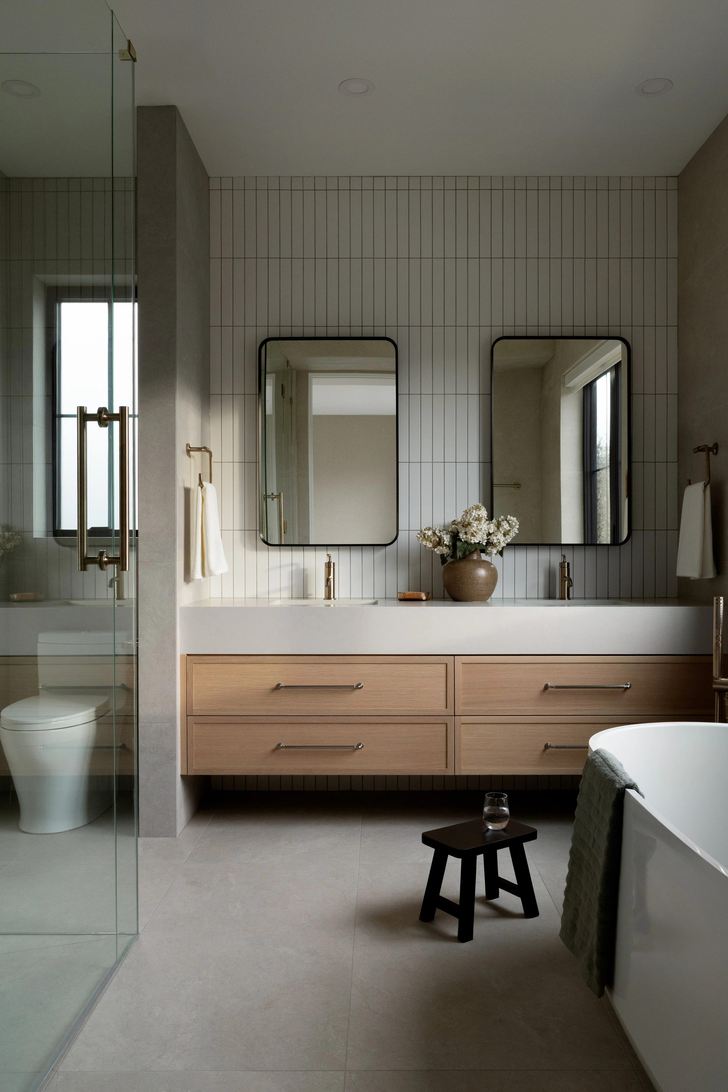 Vancouver Custom home bathroom design