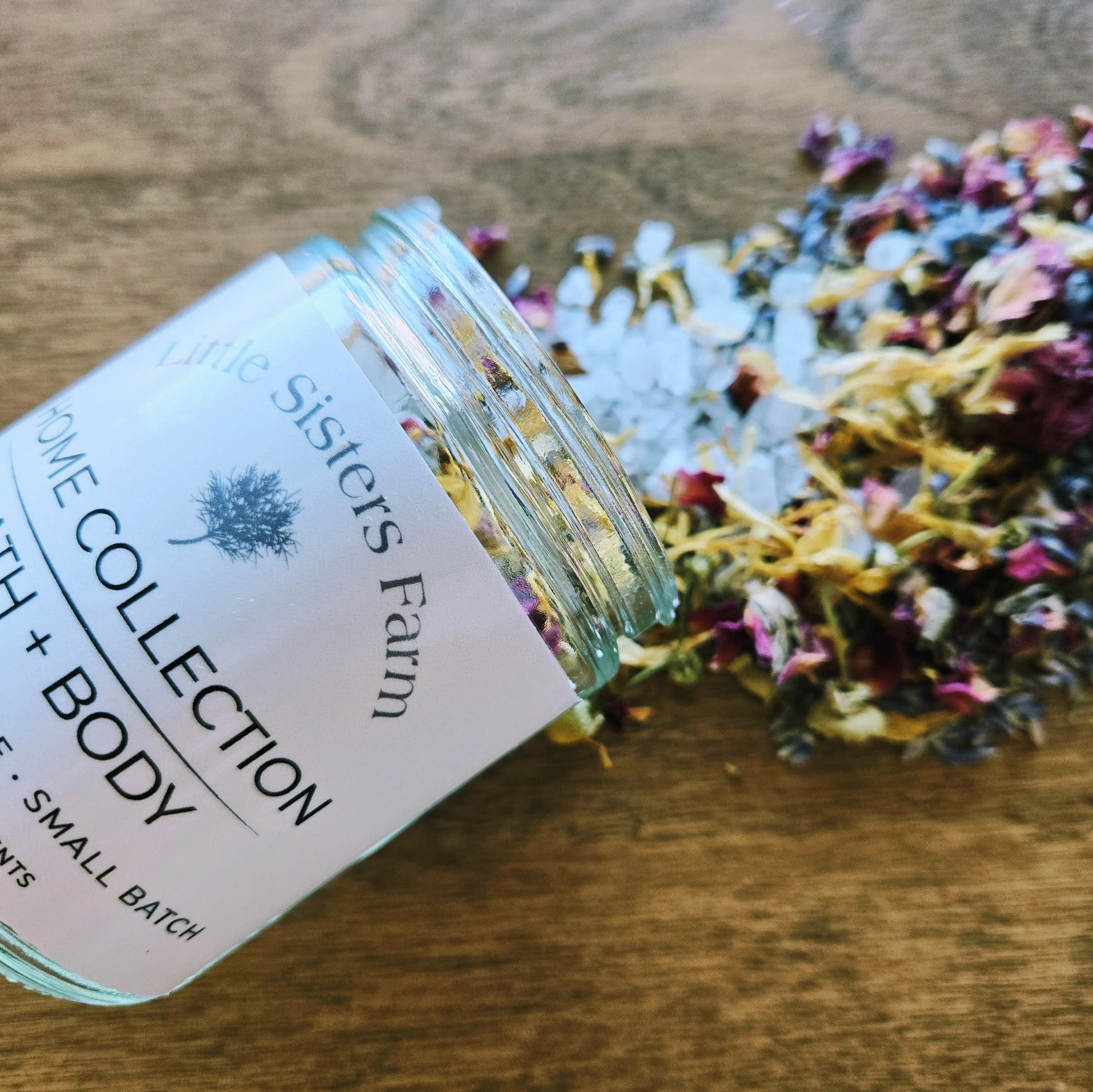 Floral Bath + Body | Bath Soak | Shower Sachet