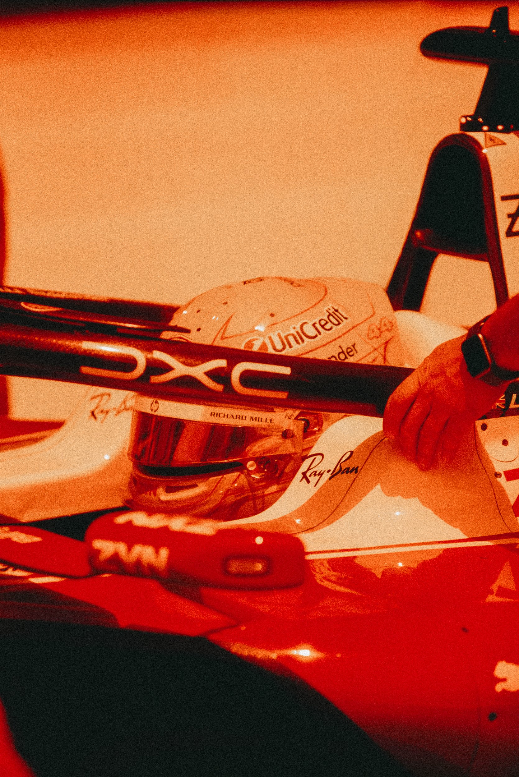 AJ_EssesFerrari2_96.jpg