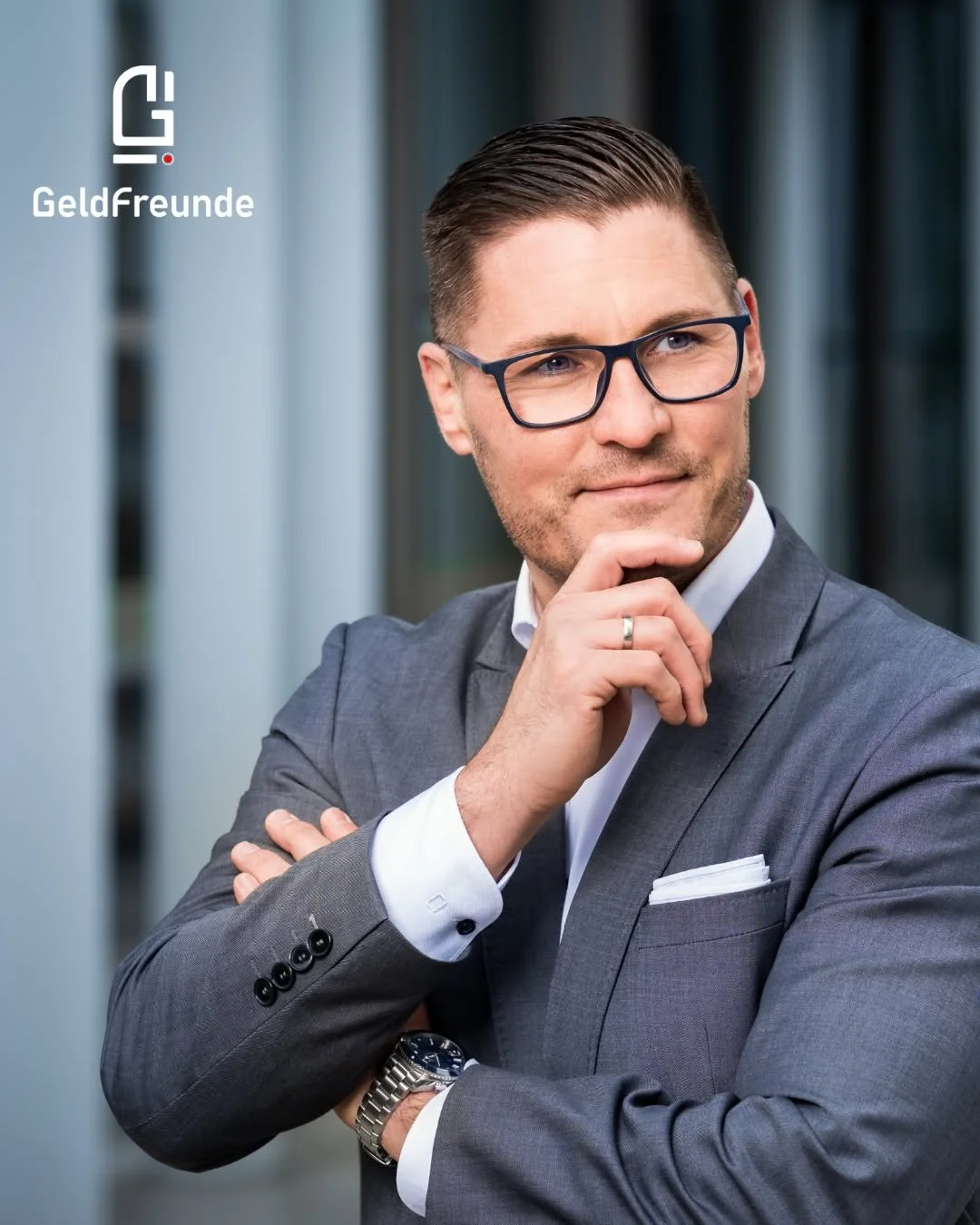 💰 Liquidit&auml;t f&uuml;r Unternehmen: In guten Zeiten f&uuml;r schlechte Zeiten vorsorgen.

Das ist das gro&szlig;e Thema von Marco Lotz in der neuen Episode des Podcasts der Geldfreun.de Community.

Der gelernte Banker und BWLer ist Gesch&auml;ft