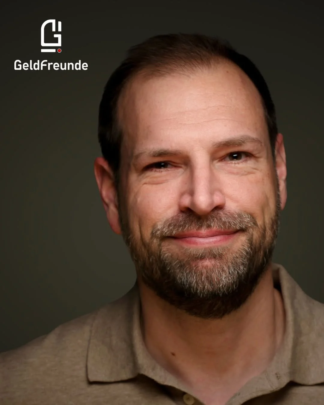 🦖 Investieren in Saurier-Skelette, Meteoriten, seltene Oldtimer, Uhren, Sneaker, raren Wein und Whisky

Ob im Ganzen oder mit einem kleinen Anteil - das Eigentum an solchen speziellen Sachwerten stellt ein eigenes Segment im Bereich der Kapitalanlag