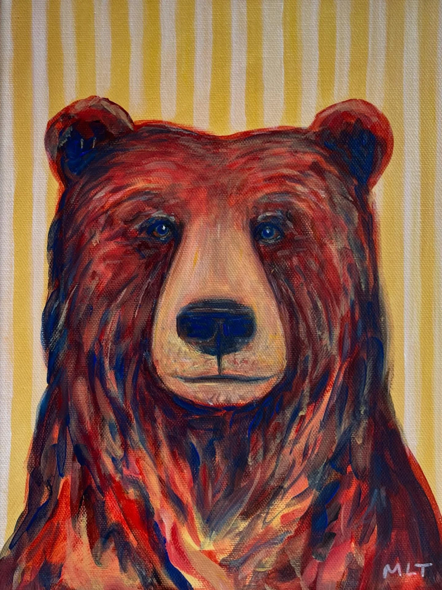 Another Colourful bear (Dad).
I painted this one with the idea of having 'mama bear and dada bear' hanging together.
I find it fun to image these as characters in their own world, looking through a window into your own.
